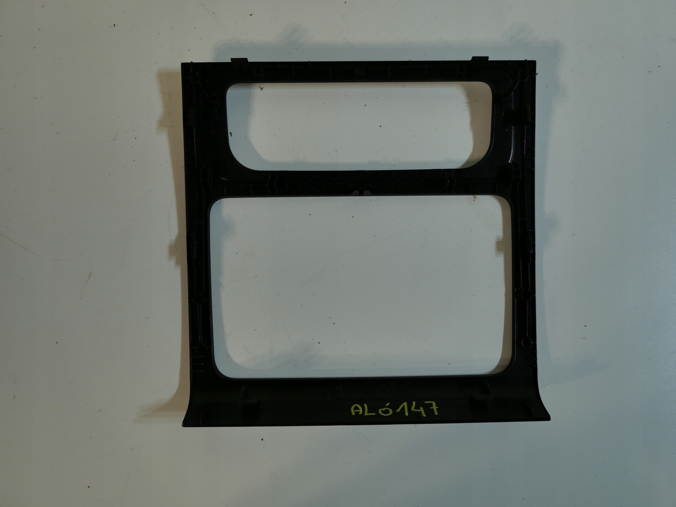 VW TOURAN cover frame consoles 1T0858071R