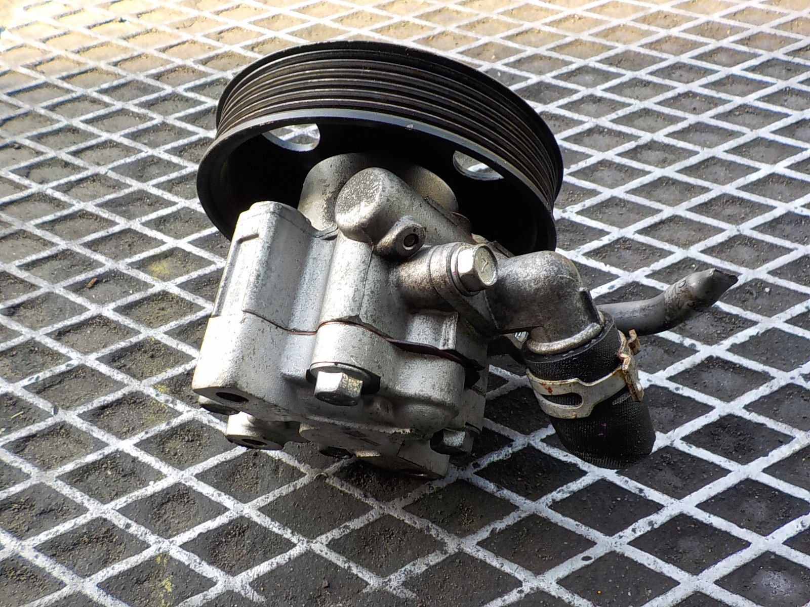 CHEVROLET CRUZE 2.0 VCDI servo pump 96837814