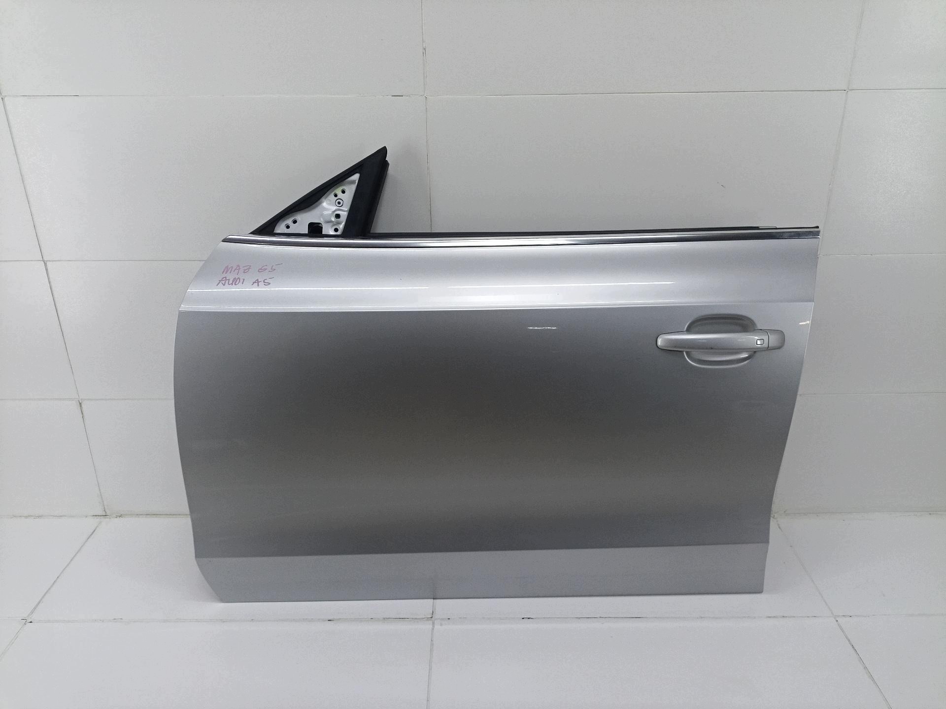 door front left side Audi A5 8T 2010
