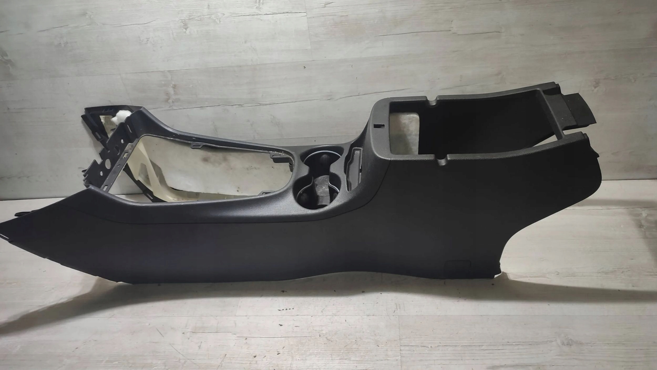 Jeep Cherokee 2015 front bracket for kubek tunelu srodkowego