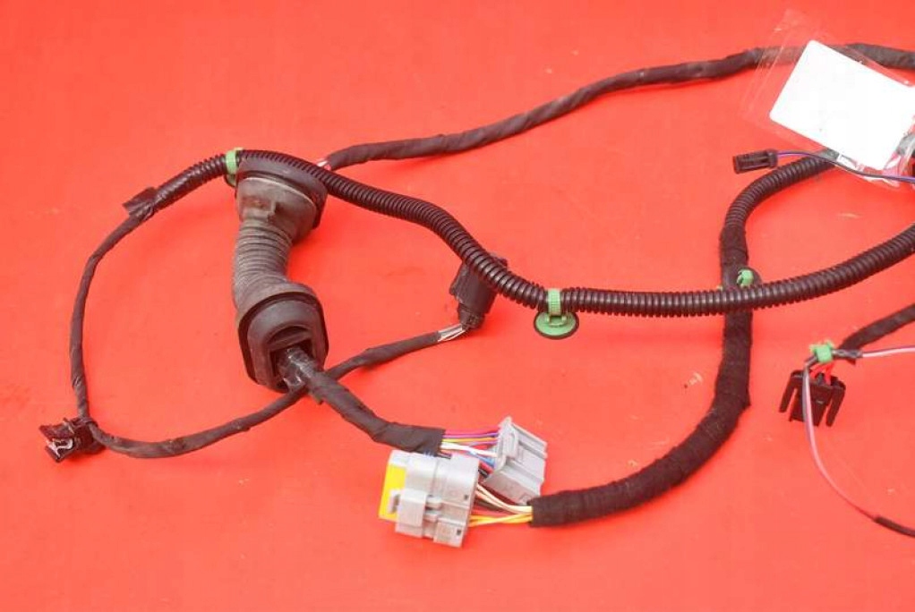 bundle door right rear part 1004426-00-V TESLA MODEL S LIFT 16-21