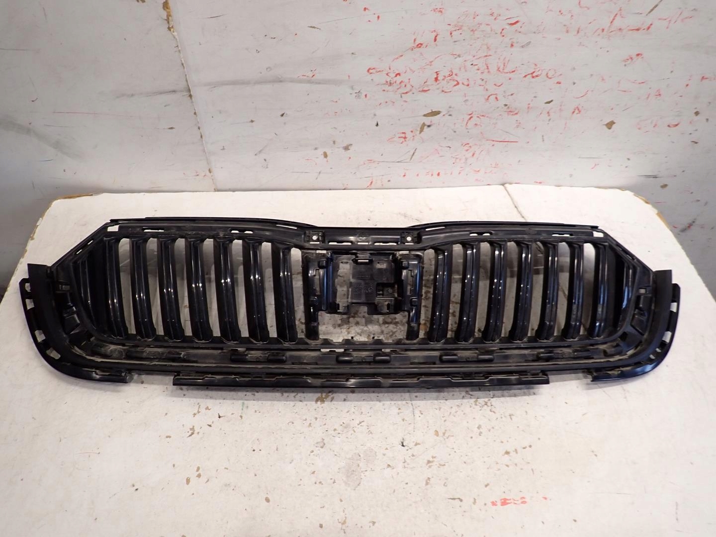 Grill SKODA OCTAVIA IV 2020- 5E3
