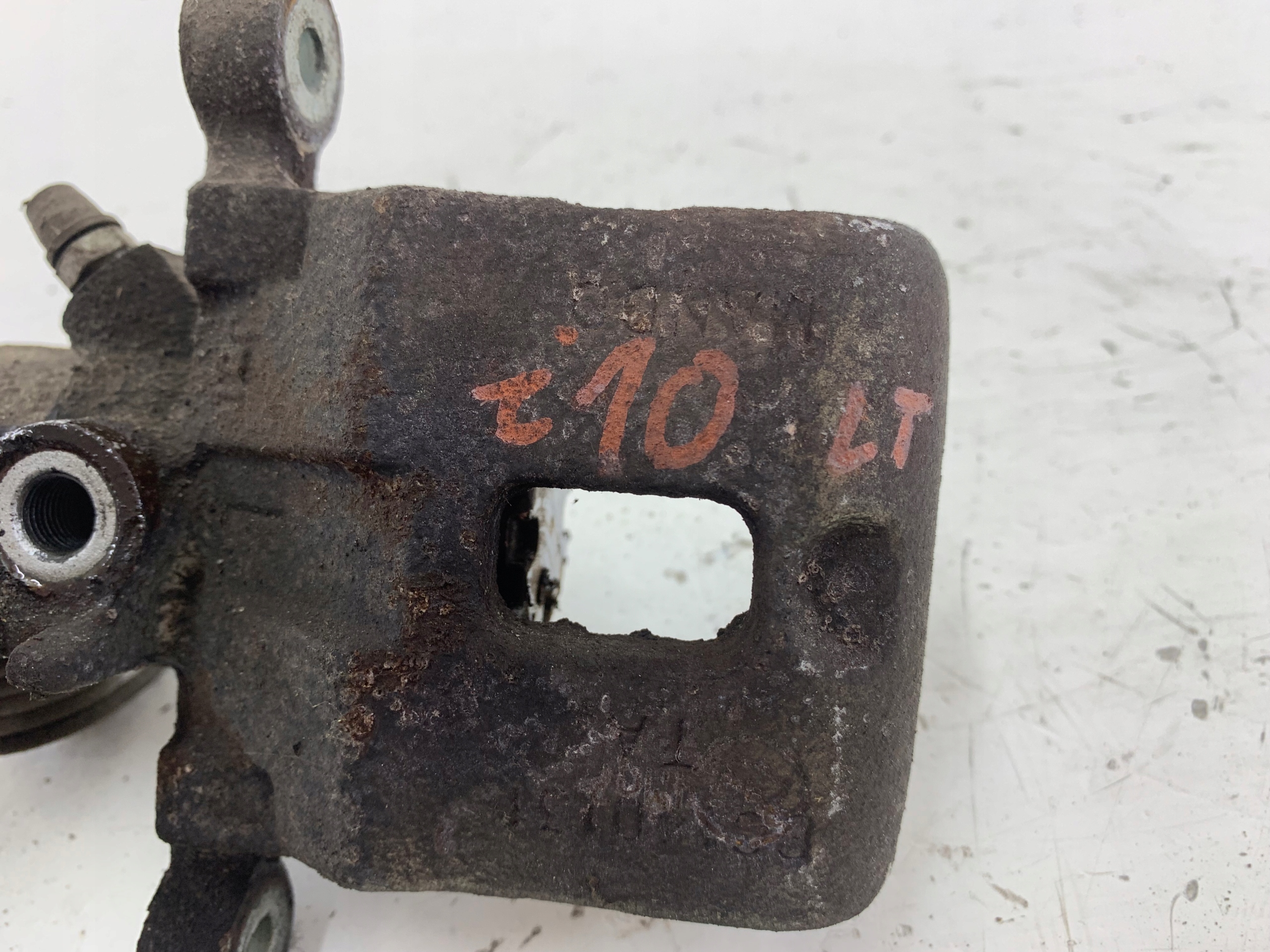 HYUNDAI i10 caliper brake left rear part