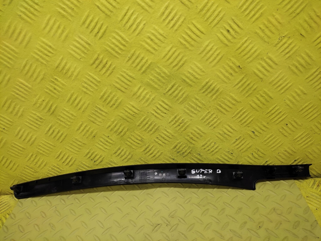 SKODA SUPERB II DEKOR moulding KOKPITU 3T1858418B