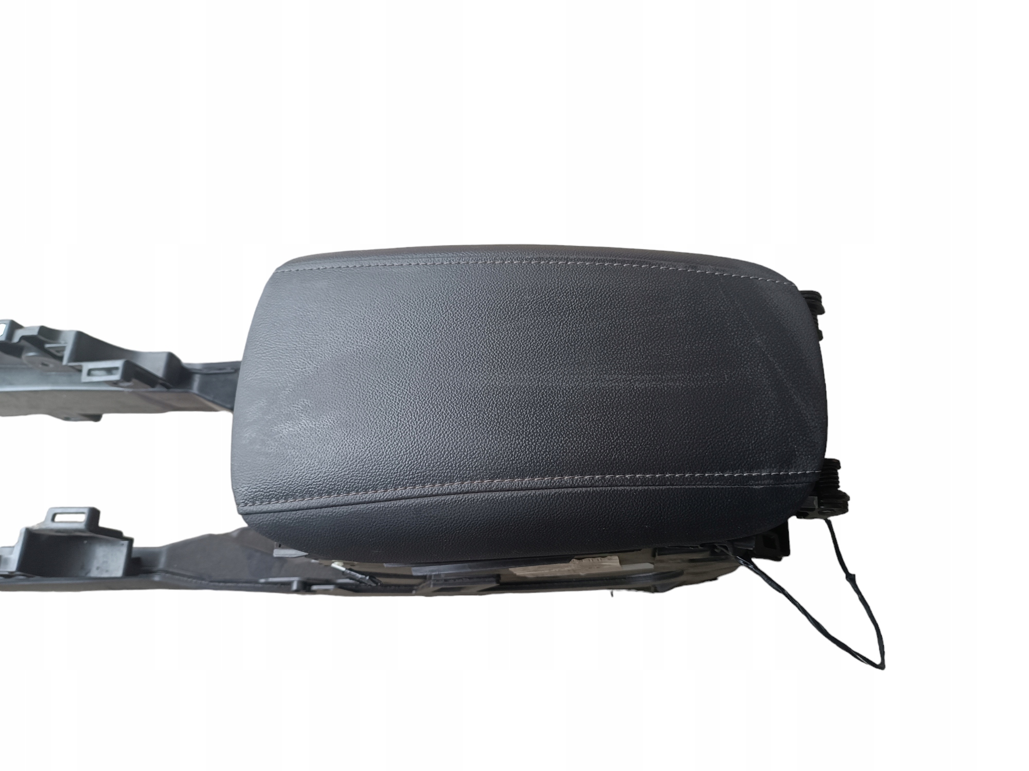 подлокотник FORD MONDEO MK5