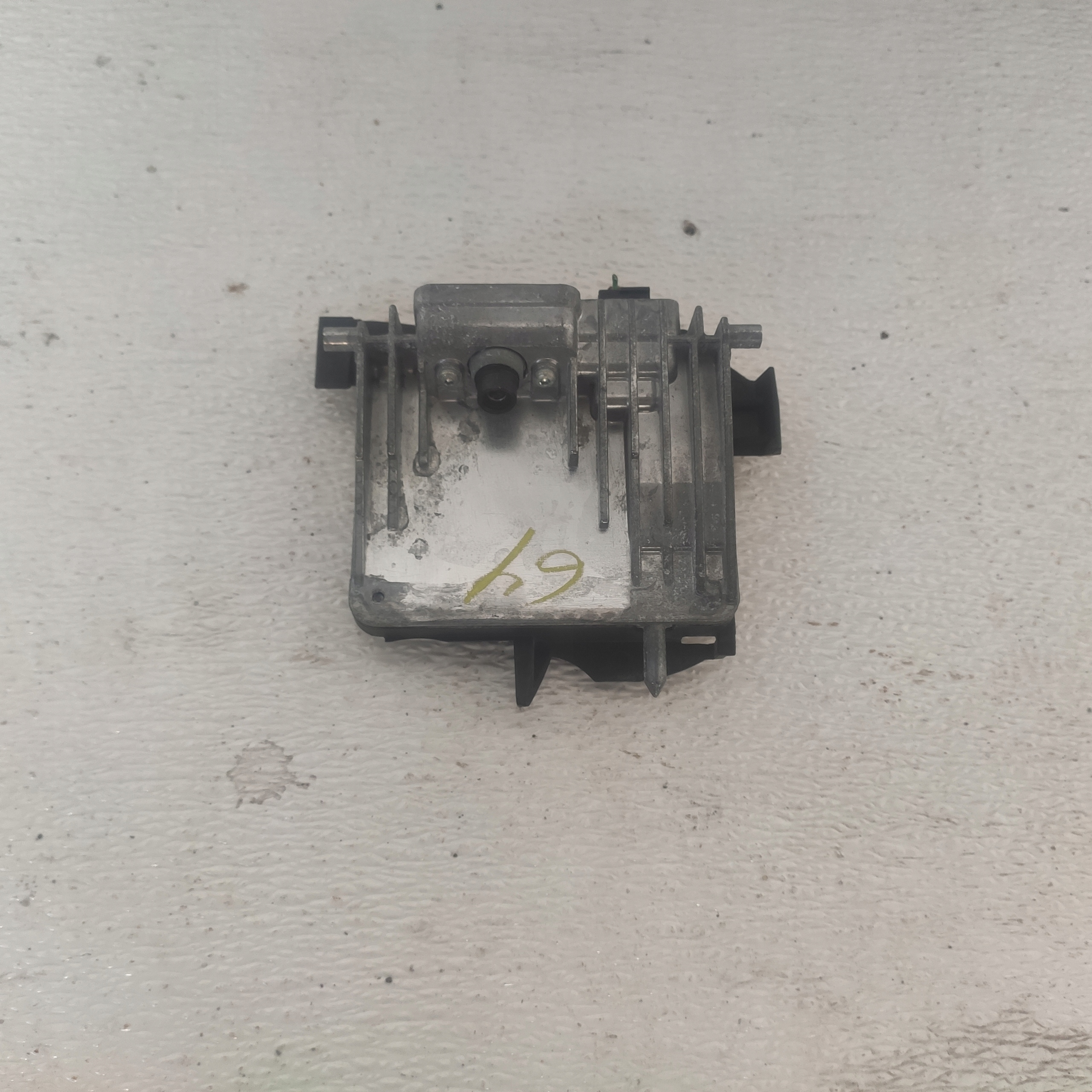 MERCEDES X247 GLB W247 2022 KAMERA windows front RADAR