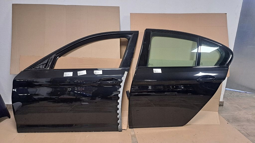 BMW G30 G30 LCI DRZWI LEWE PRZOD TYL 416