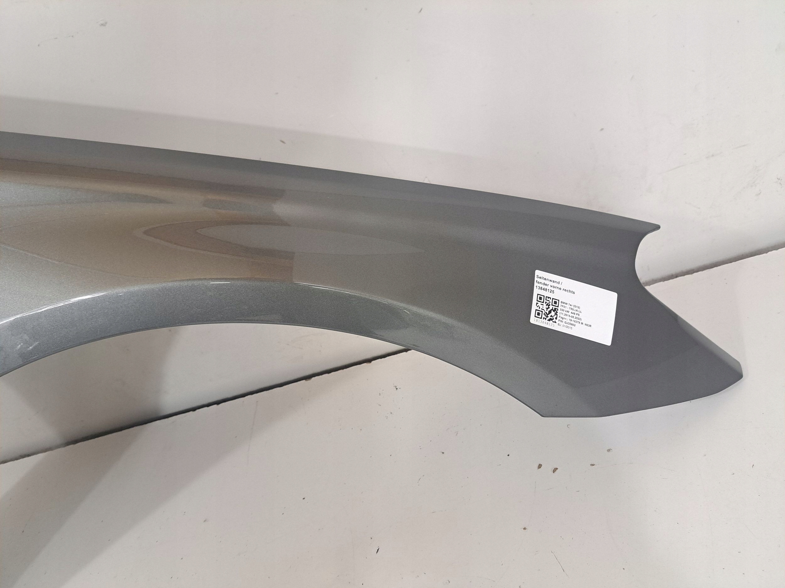 BMW 7 G11 G12 2015 Przód strona prawa Błotnik przedni Kolor szary