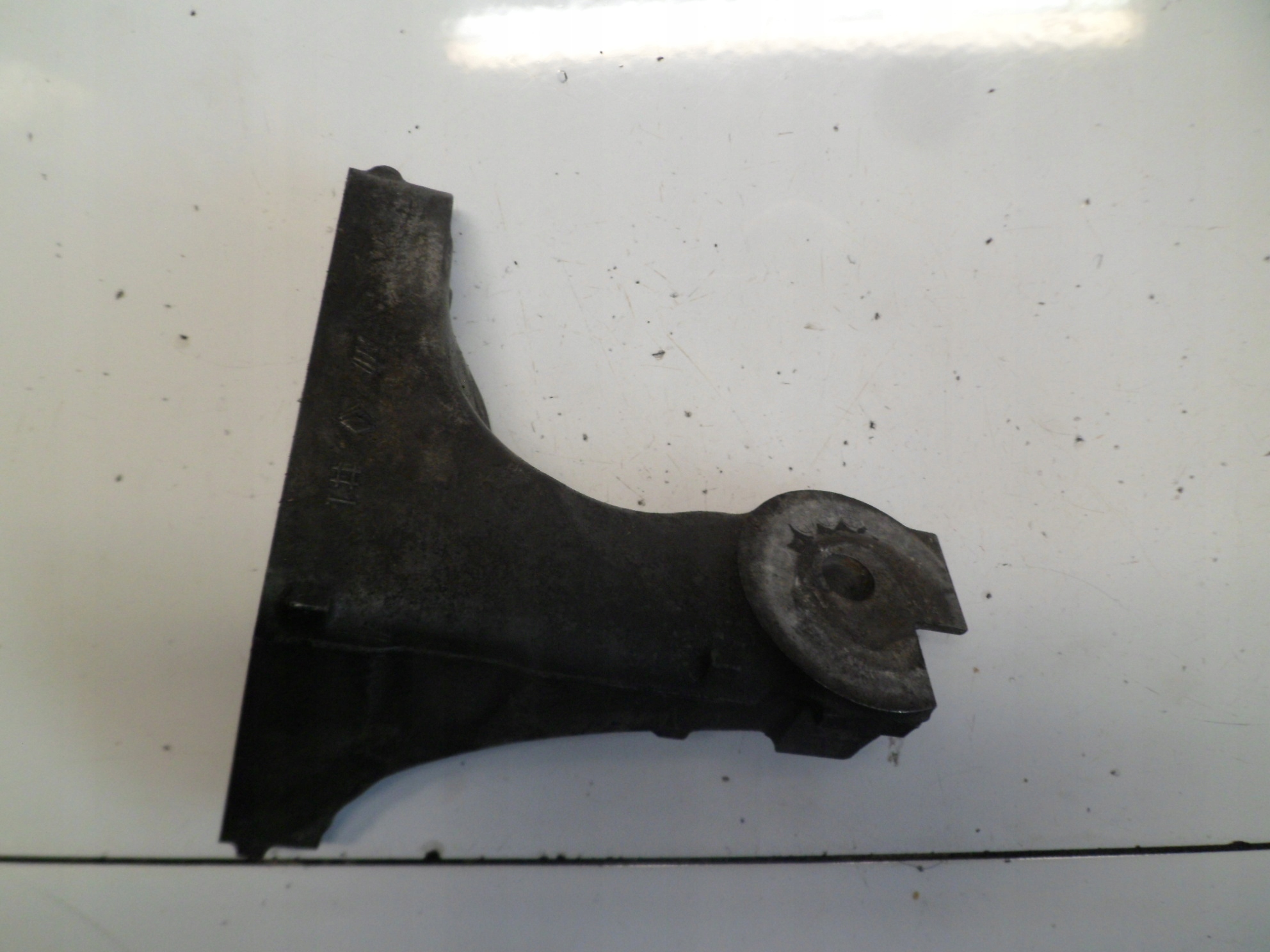 SUBARU 2.0D gearbox mounting right 0908301077