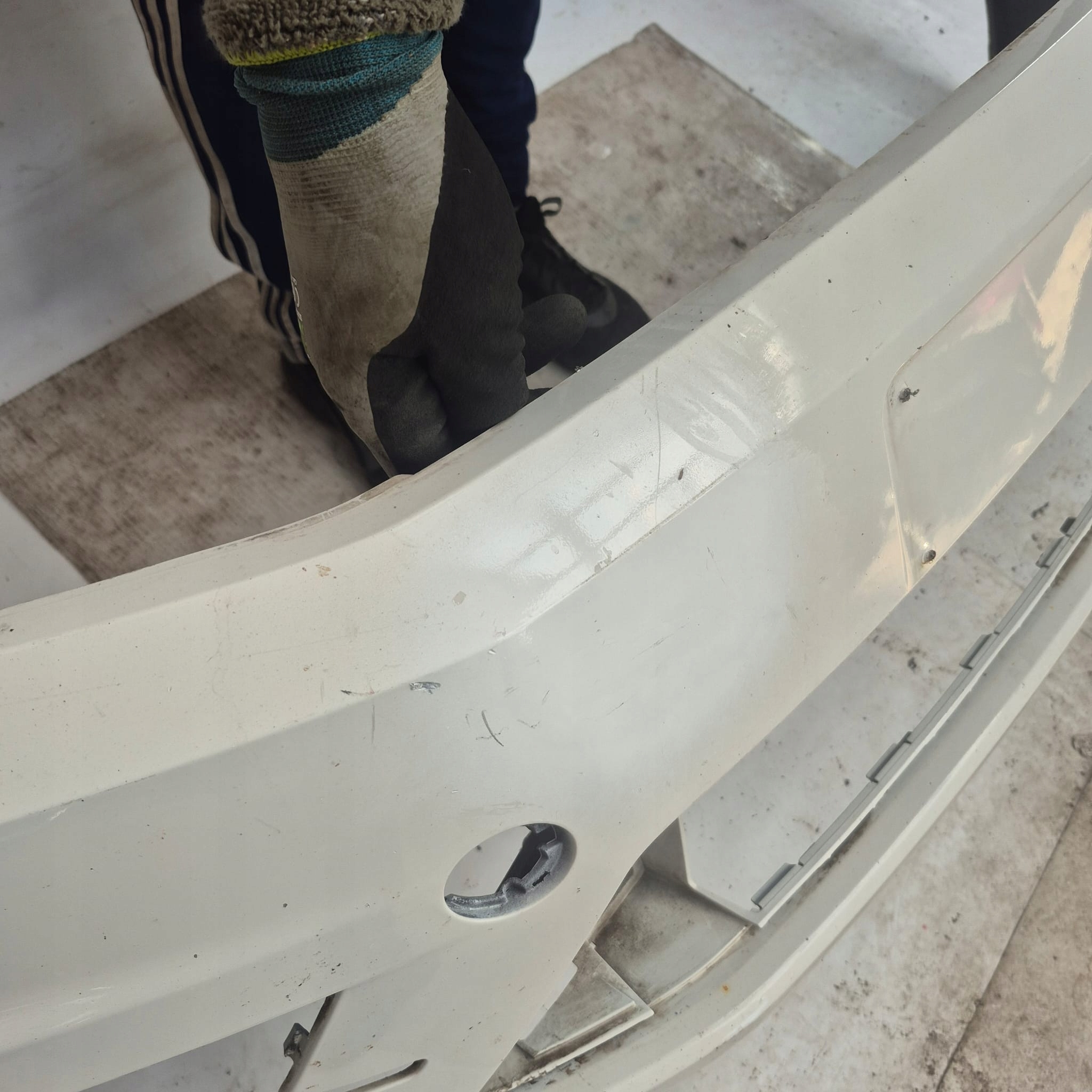 VW CADDY III LIFT 2K5 15 - bumper front front without DZIUR 2K5807221K