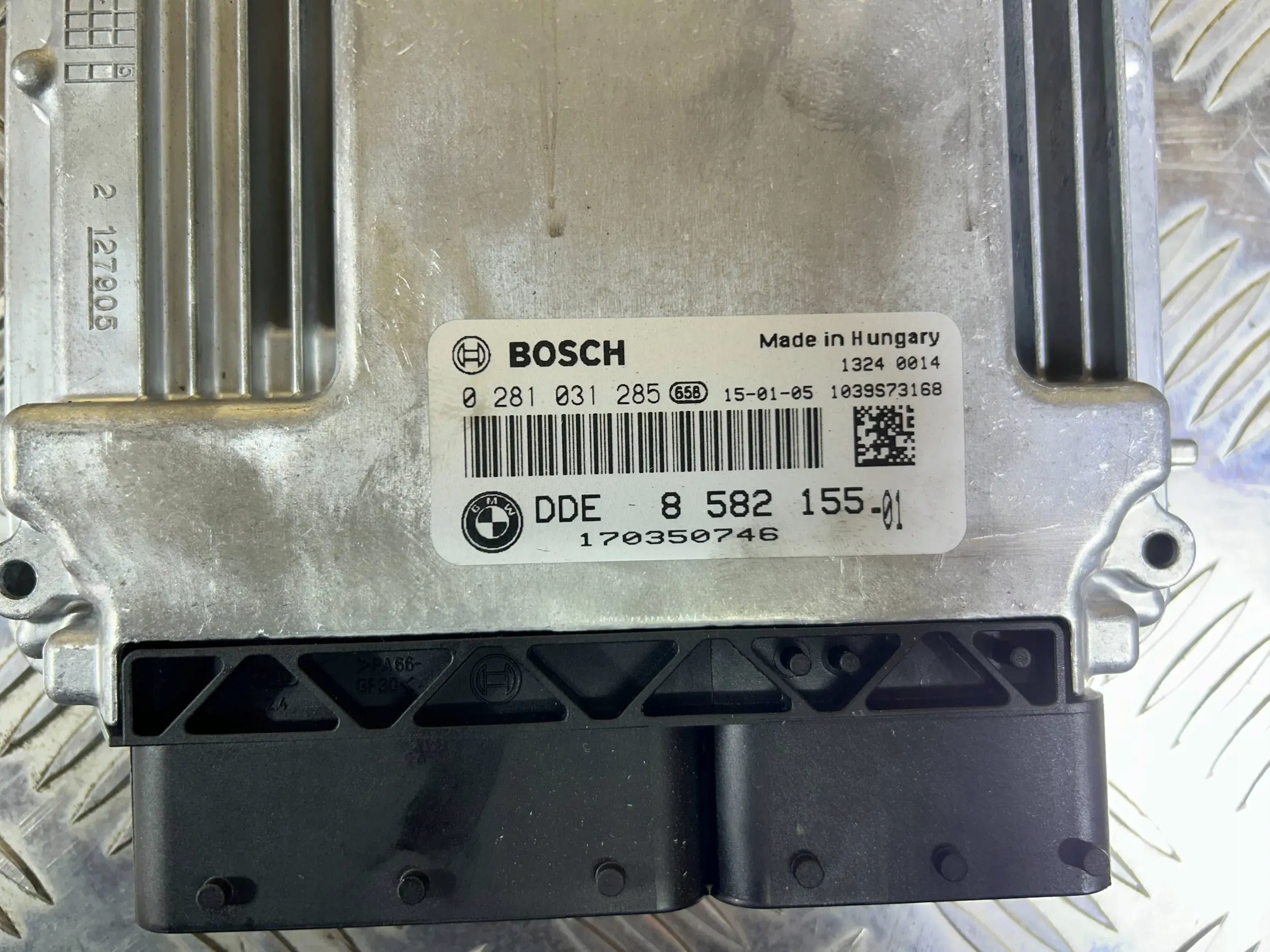 computer / control unit ECU / key BMW 4 F32 F33 2015 N47 9381105