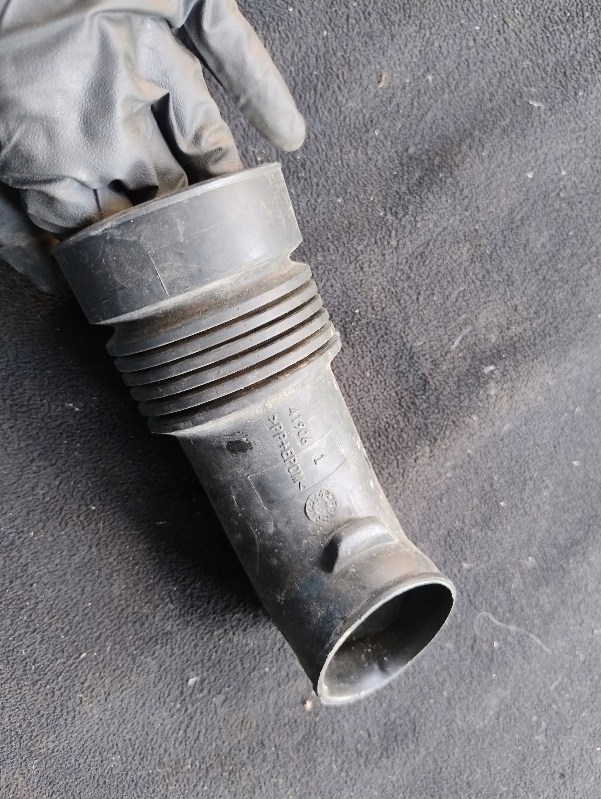 pipe intake air PEUGEOT 208 308 41906