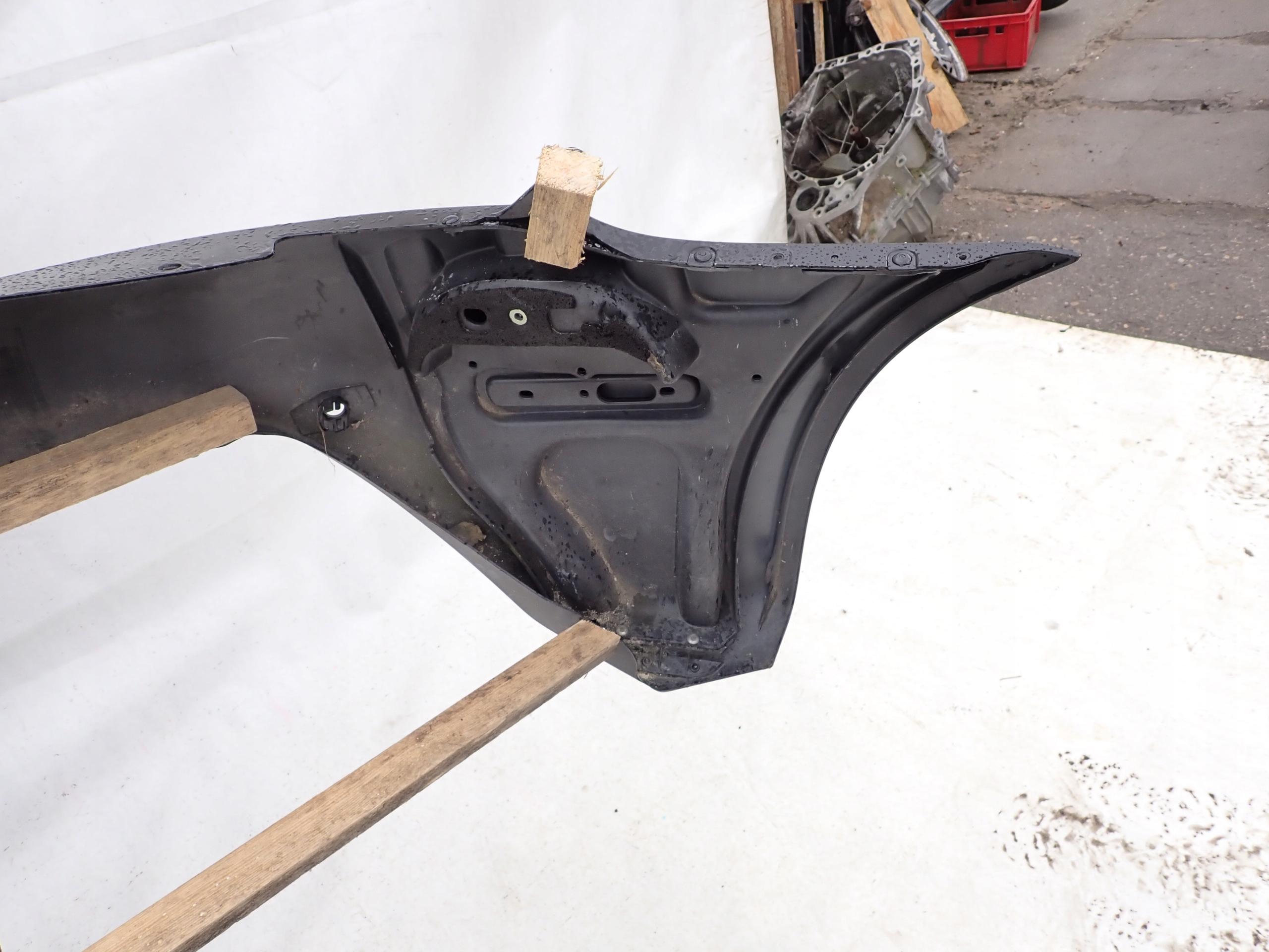 ASTON MARTIN VANTAGE S V12 bumper rear part rear PDC