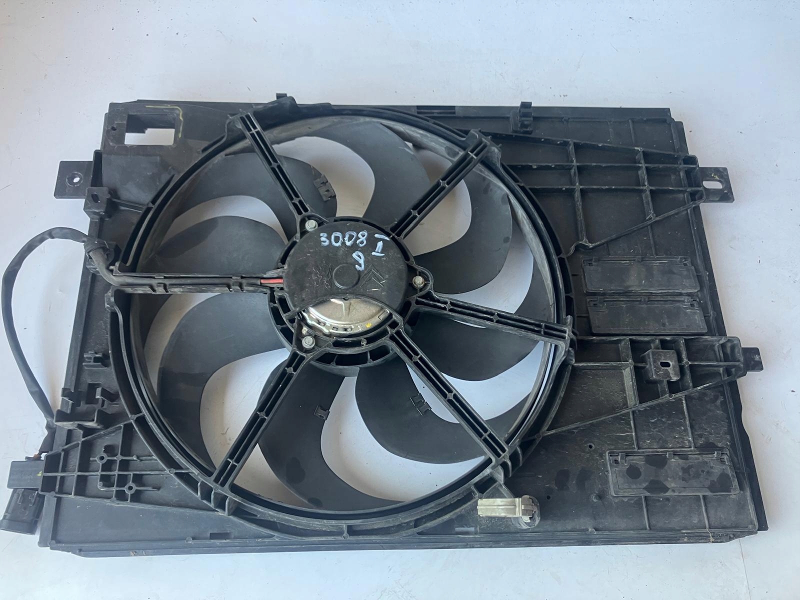 ventilátor obal stěny předního PEUGEOT 3008 II 9806313580