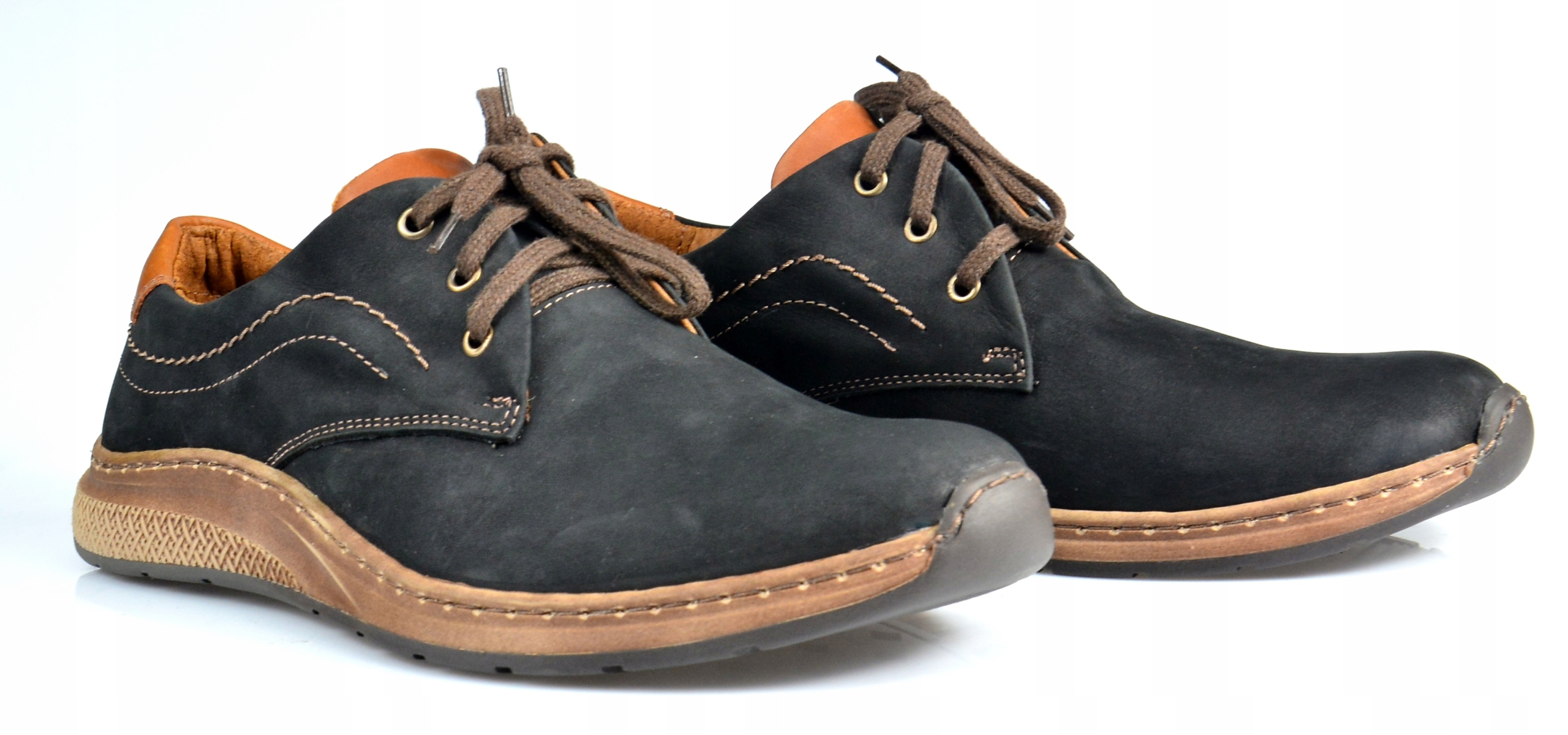 330 POLSKIE buty SKÓRA modne wygodne 42 Kod producenta 330