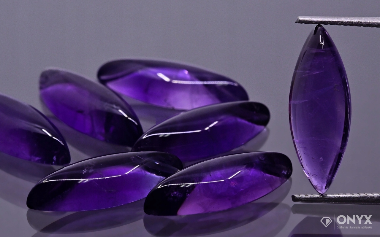 Ametyst A kabošon markýza 16x6 mm