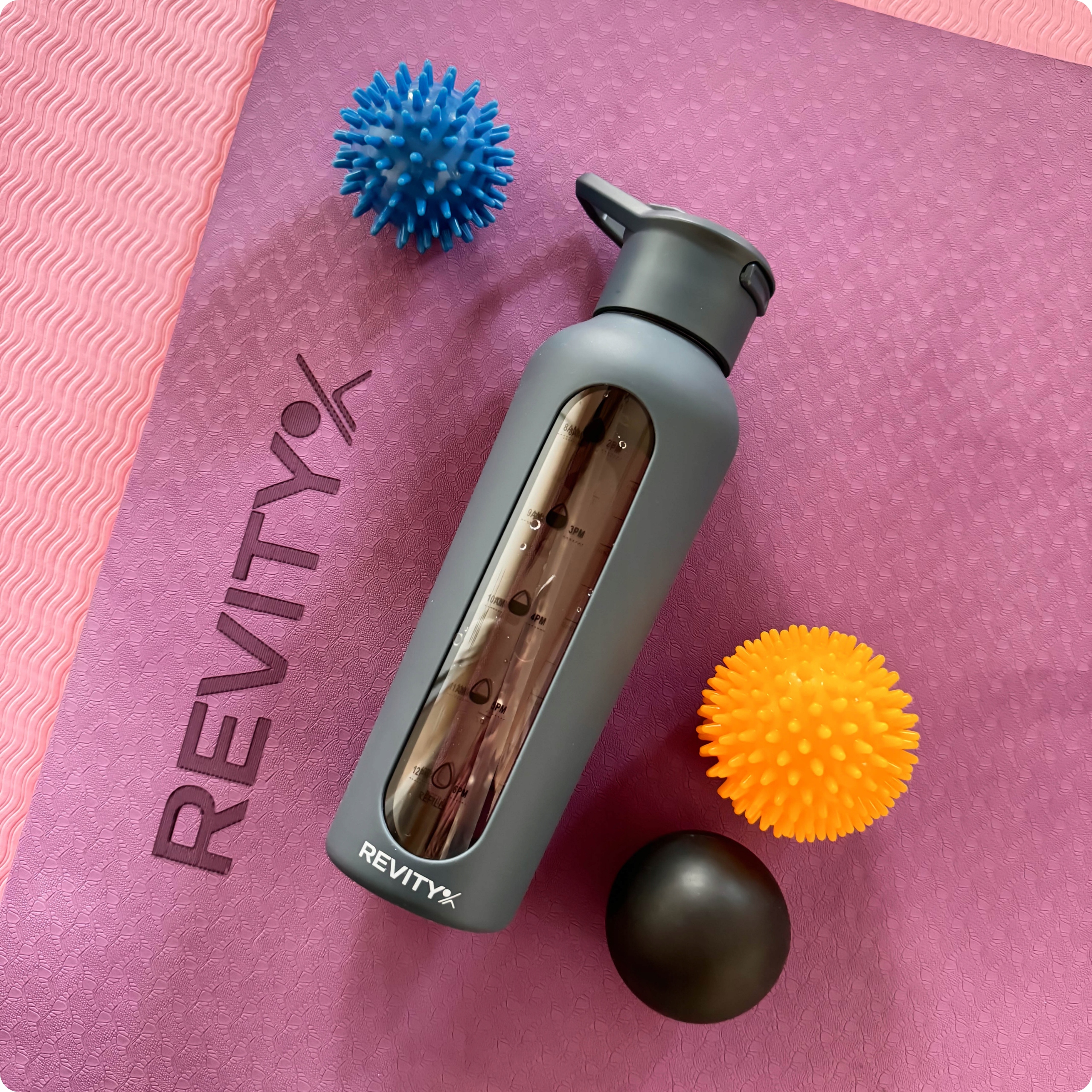 SZKLANA BUTELKA NA WODĘ BIDON SHAKER Z MIARKĄ I DZIUBKIEM SILIKONOWE ETUI Rodzaj butelka