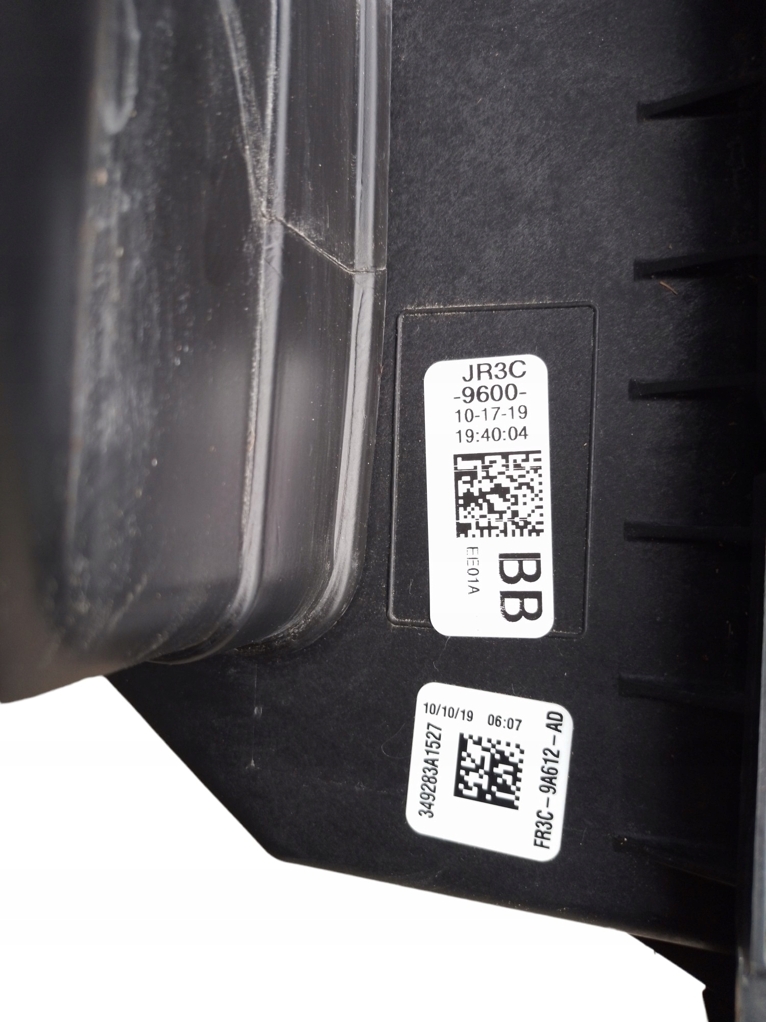 OBUDOWA FILTRA FORD MUSTANG GT VI LIFT Producent części Ford OE