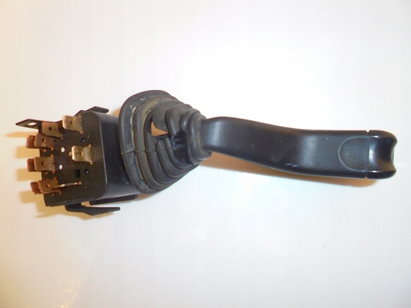 Bouton Indicateurs de direction OPEL 90221174
