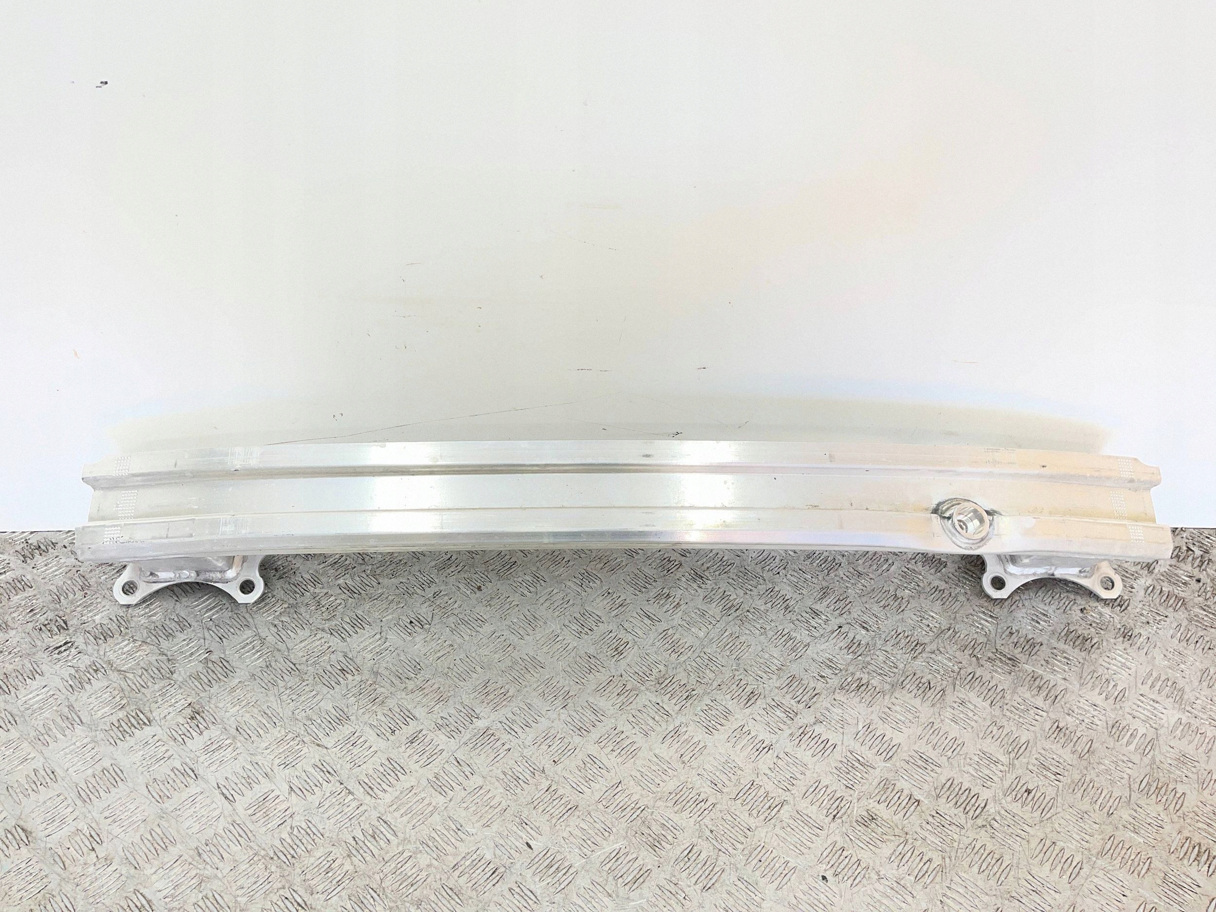 TRAVERSA paraurti posteriore posteriore FORD FOCUS IV MK4 18- HB