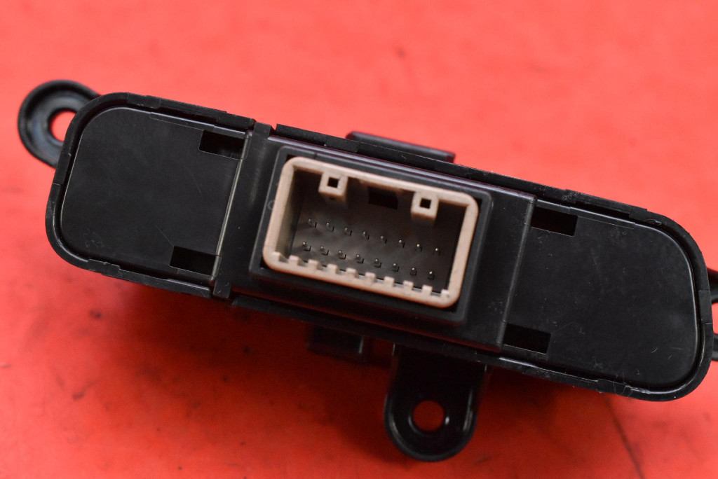 PANEL switch DRIVE MODE AUTO HOLD 93310R2020 KIA SPORTAGE 5 V 21-25