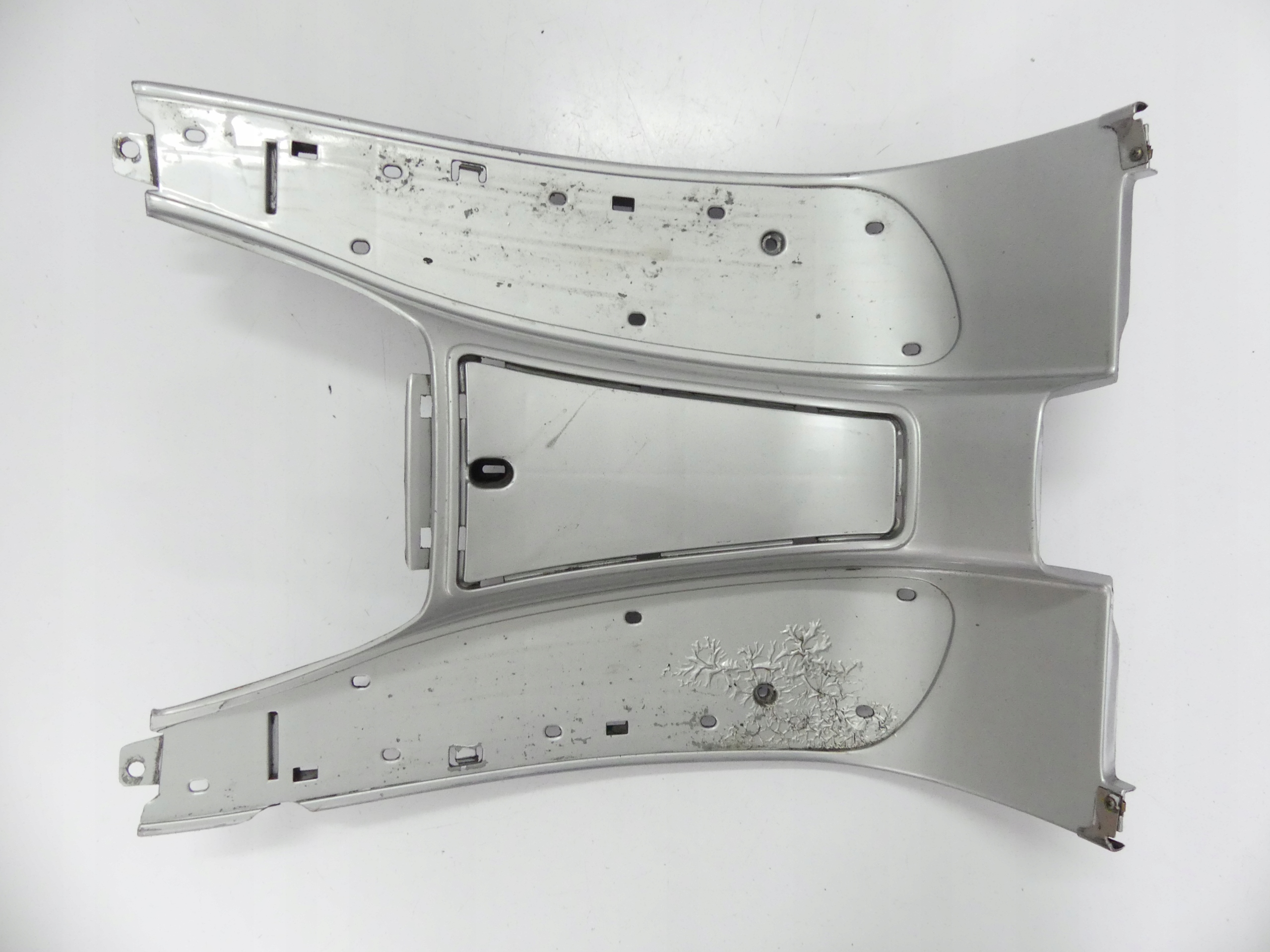 . PODEST PODŁOGA OWIEWKA PIAGGIO VESPA ET2 ET4