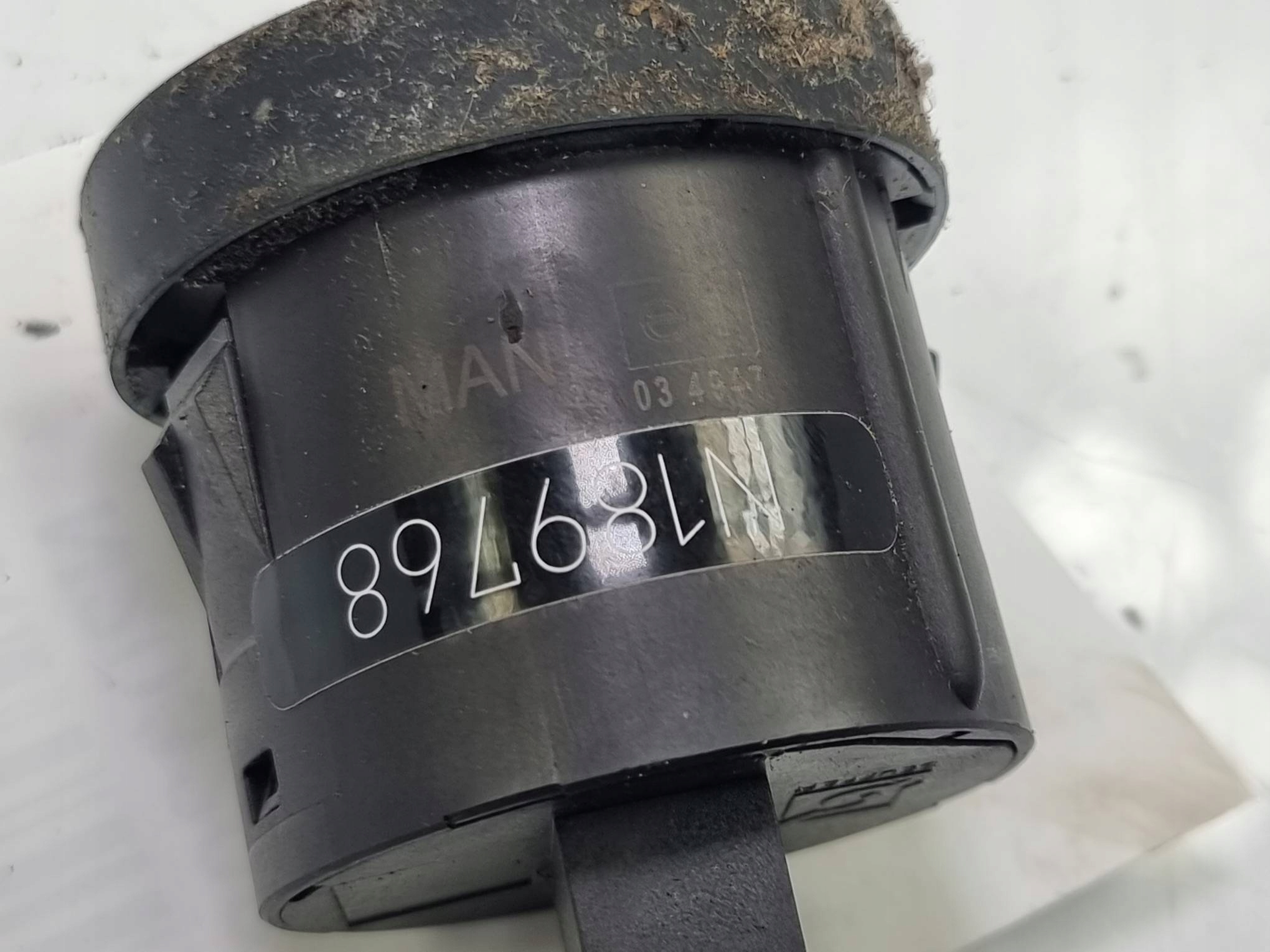 button N189768 MAN TGM 15.250