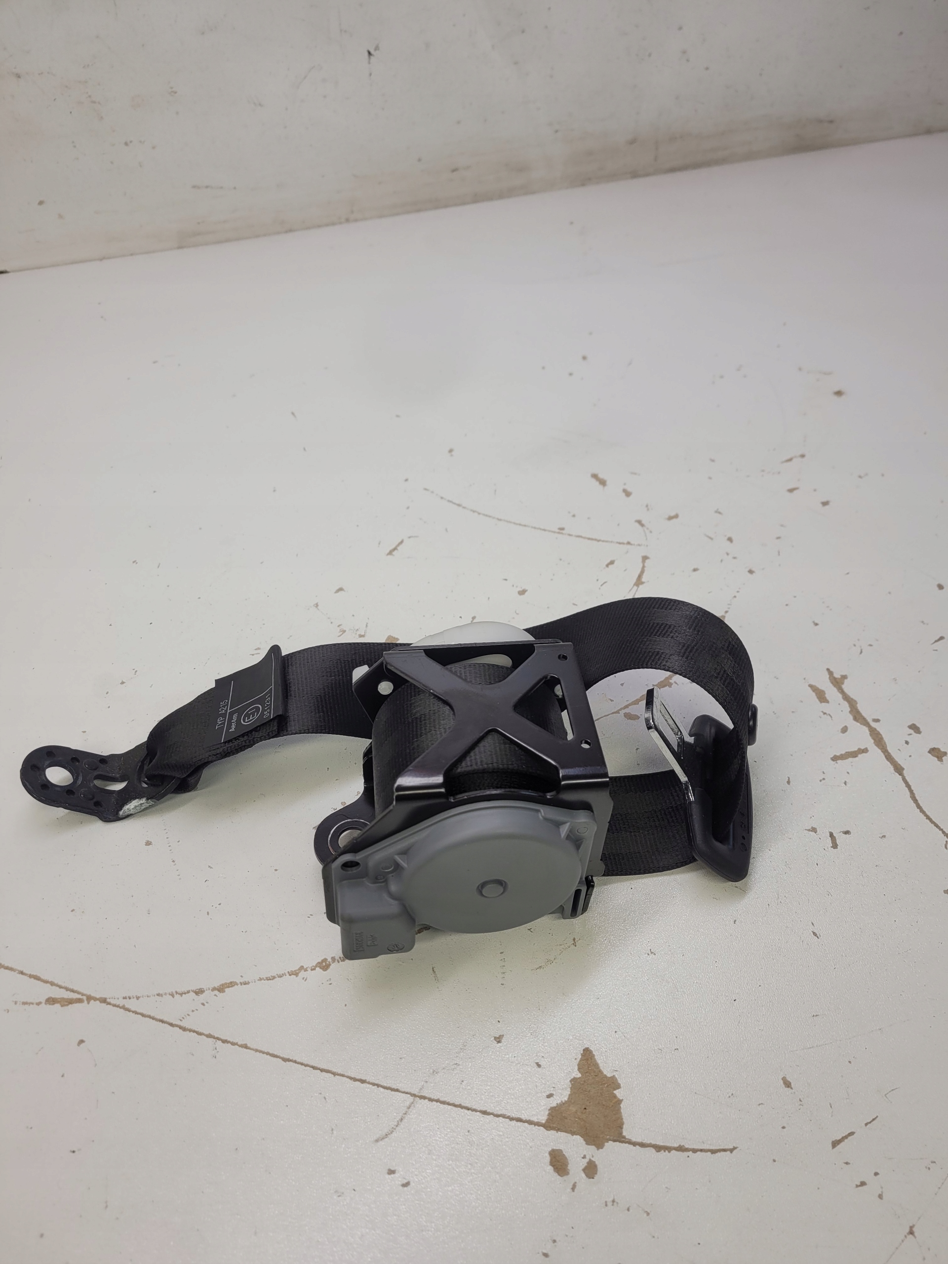 Gurten Sicherheits heck L=P AUDI A1 8X4857805A