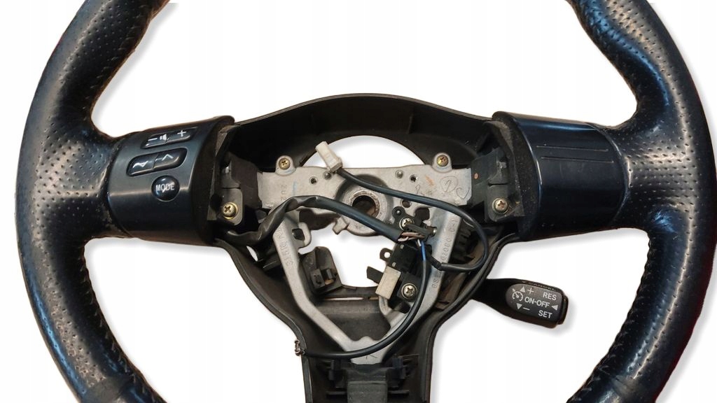 lenkrad MULTIFUNKCJA TOYOTA RAV4 II LIFT