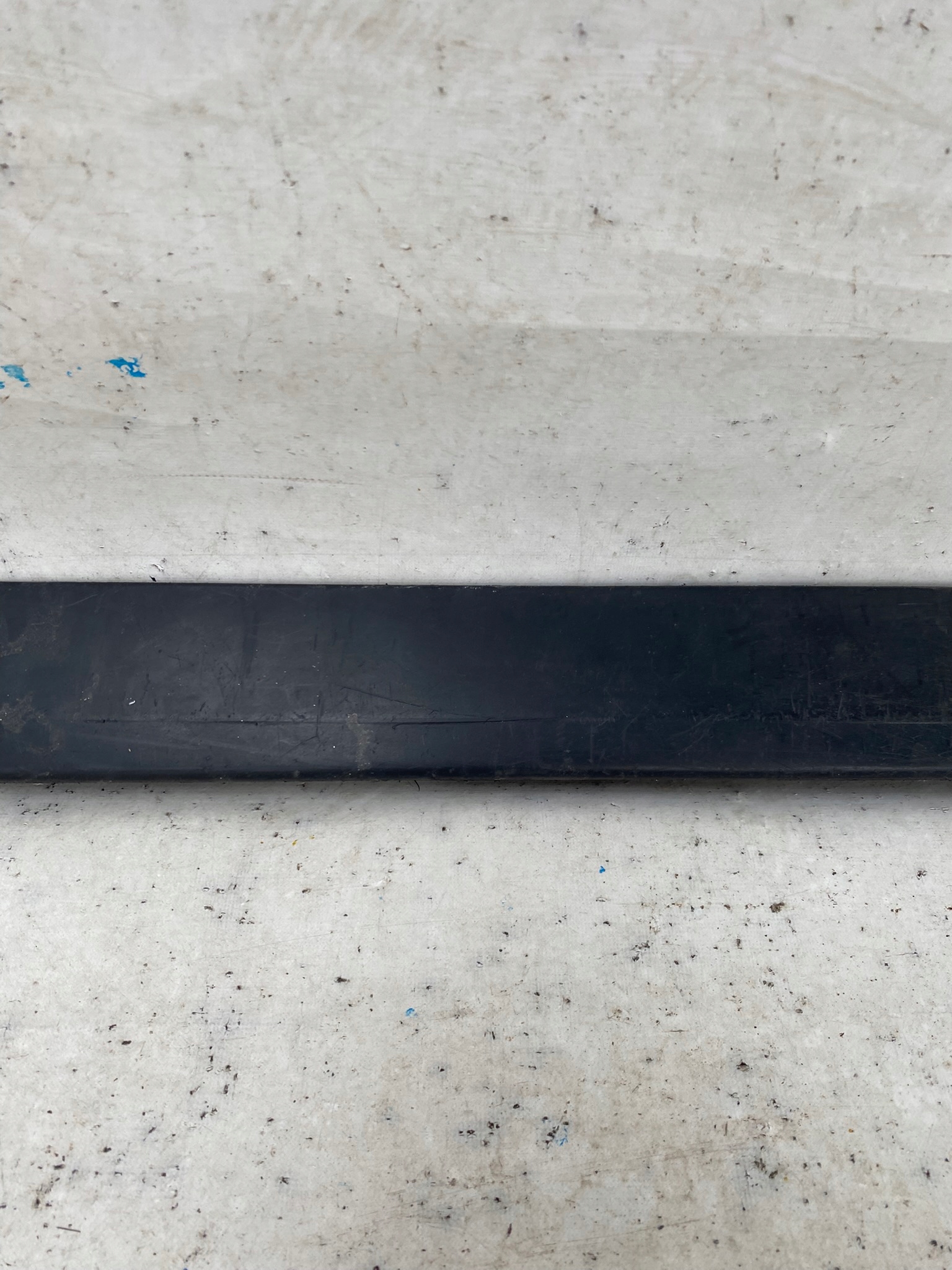 CITROEN C4 and COUPE 04-10 moulding door lower left left front 9653635977