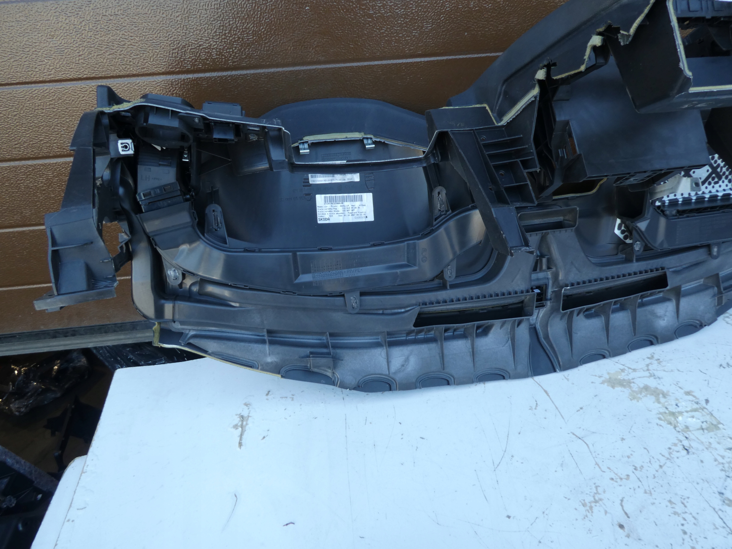 SKODA OCTAVIA II SCOUT dashboard cockpit console airbag