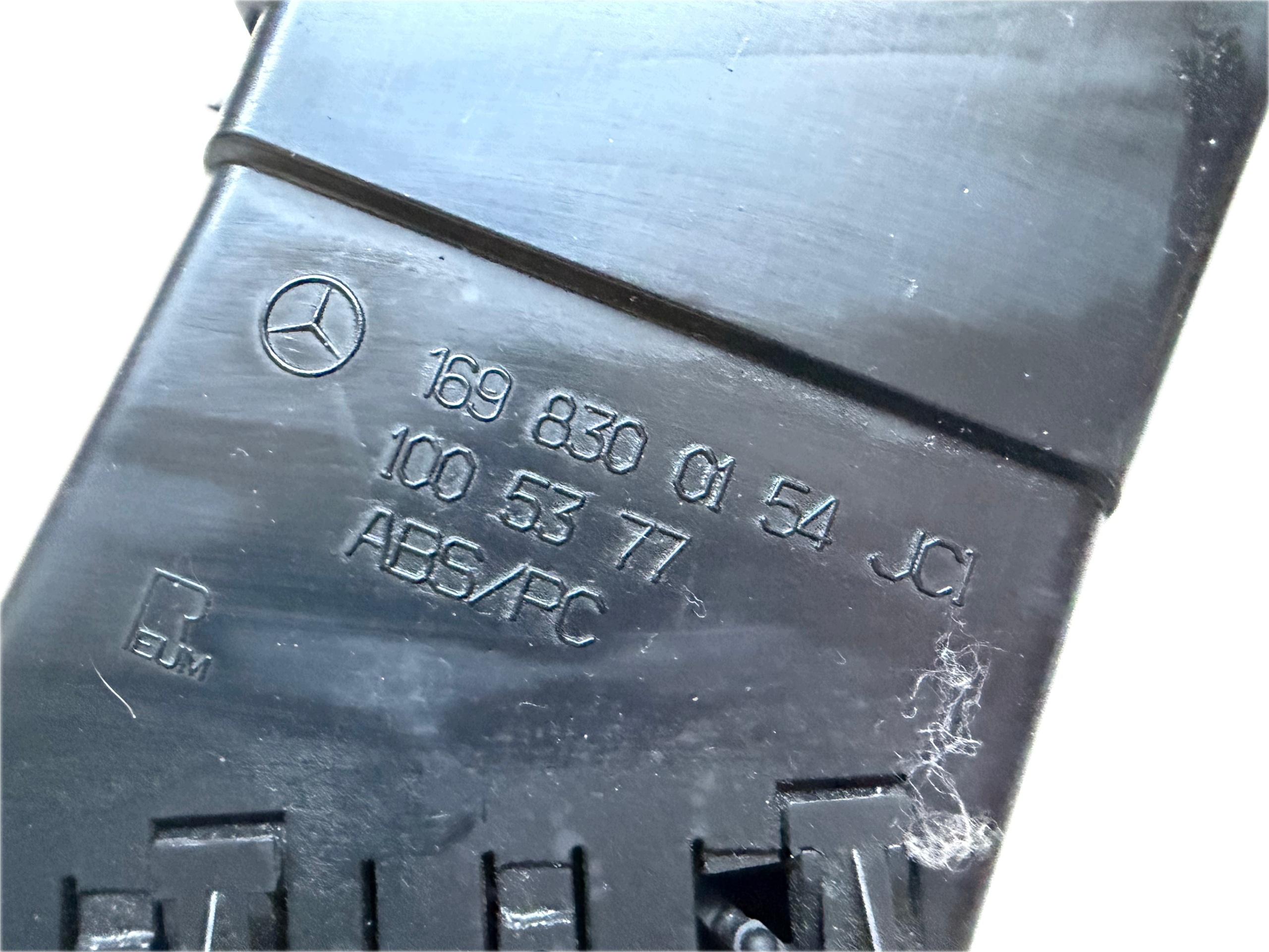grid air conditioning devices left MERCEDES W169 1698300154