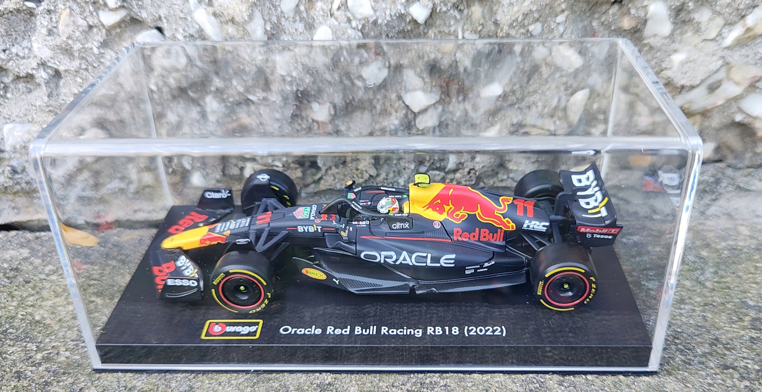 Bburago 1:43 F1 RED BULL RACING RB18 SERGIO PEREZ EAN (GTIN) 4893993014743