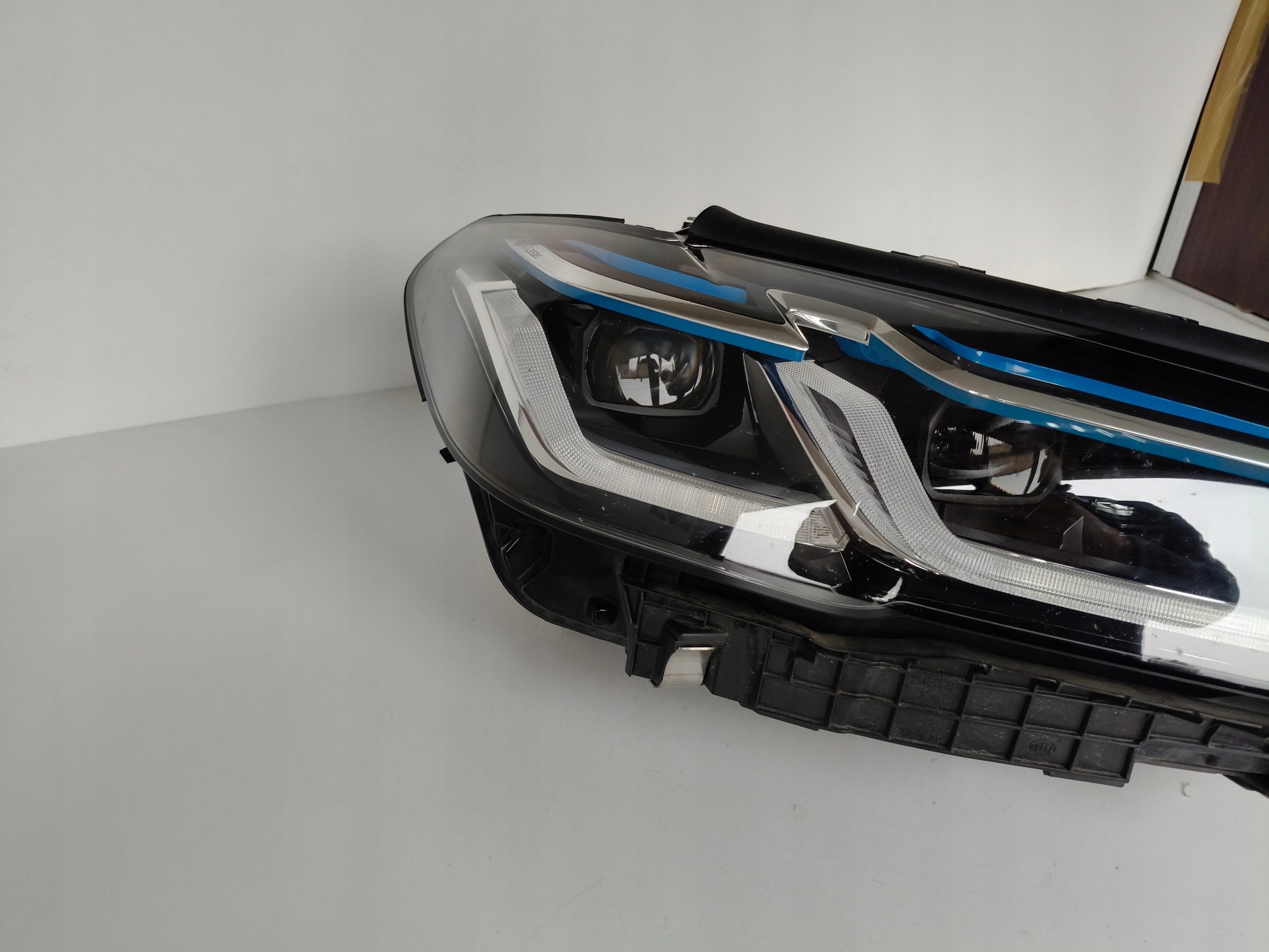 light right REFLEKTOR BMW 5 G30 G31 LIFT LASER LED