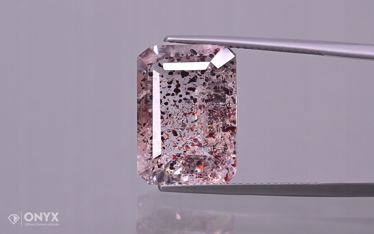 Jahodový křemen fazetovaný oktagon 16,5x12 mm