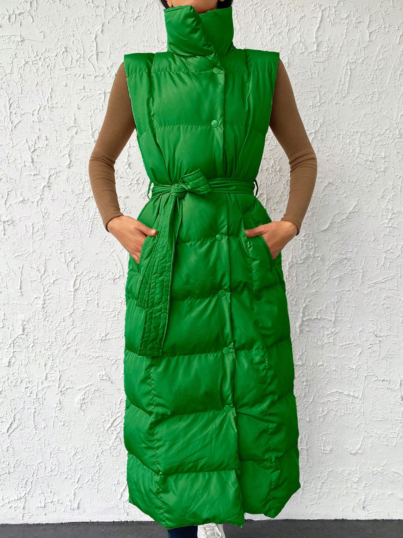 Dámská Prošívaná Dlouhá Péřová Vesta S Páskem Zelená Dark Frogs S 36