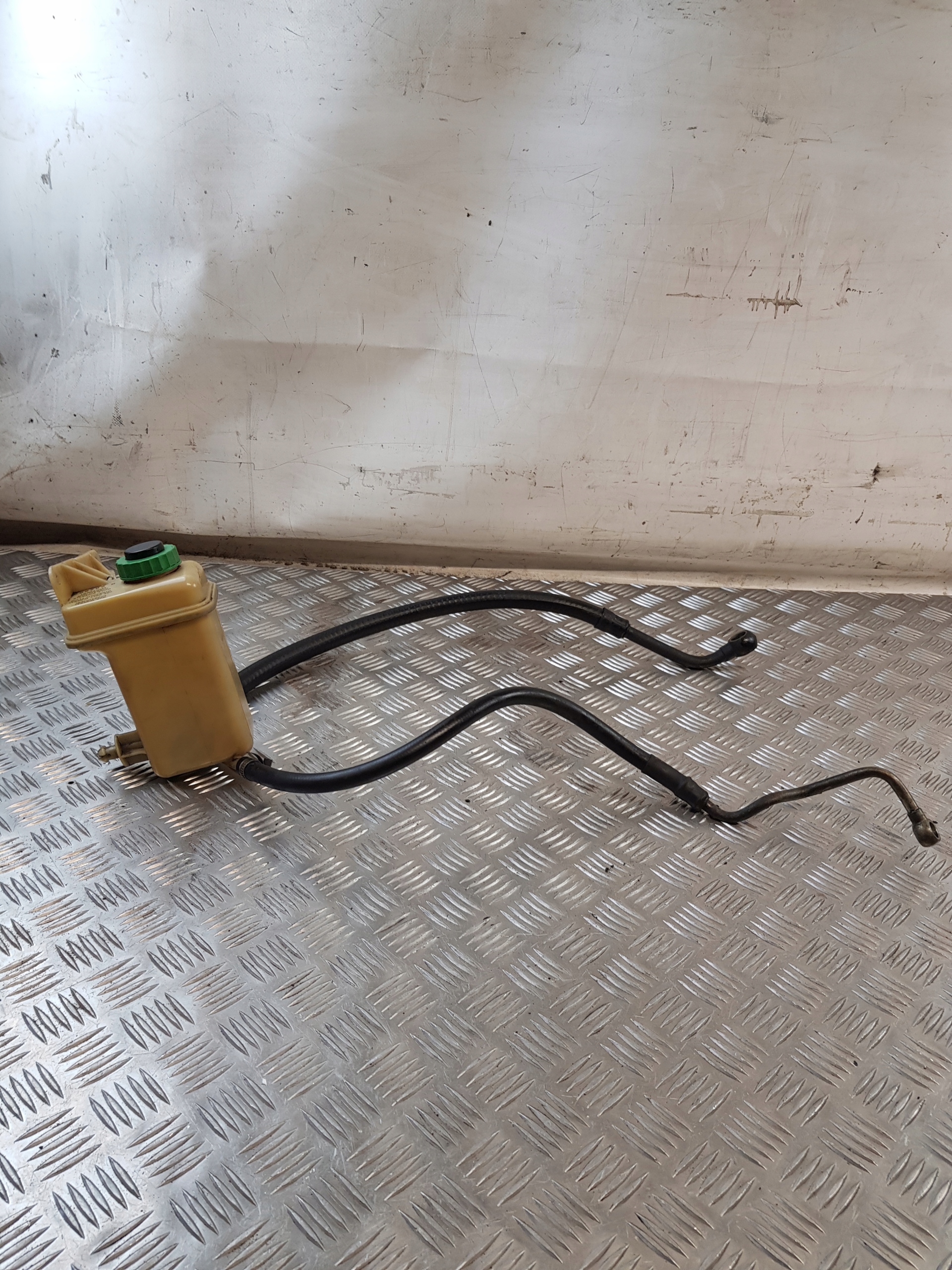 Servoölbehälter + Schläuche 8A0422887F AUDI 80 B4 2.0B