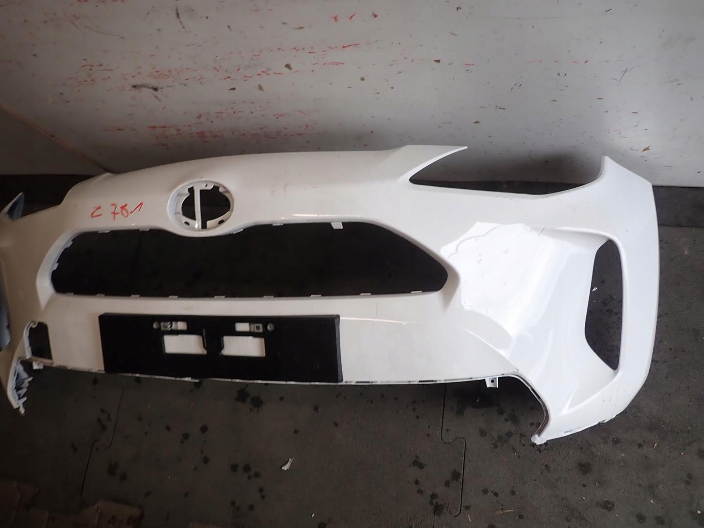 bumper front front TOYOTA YARIS CROSS 2020