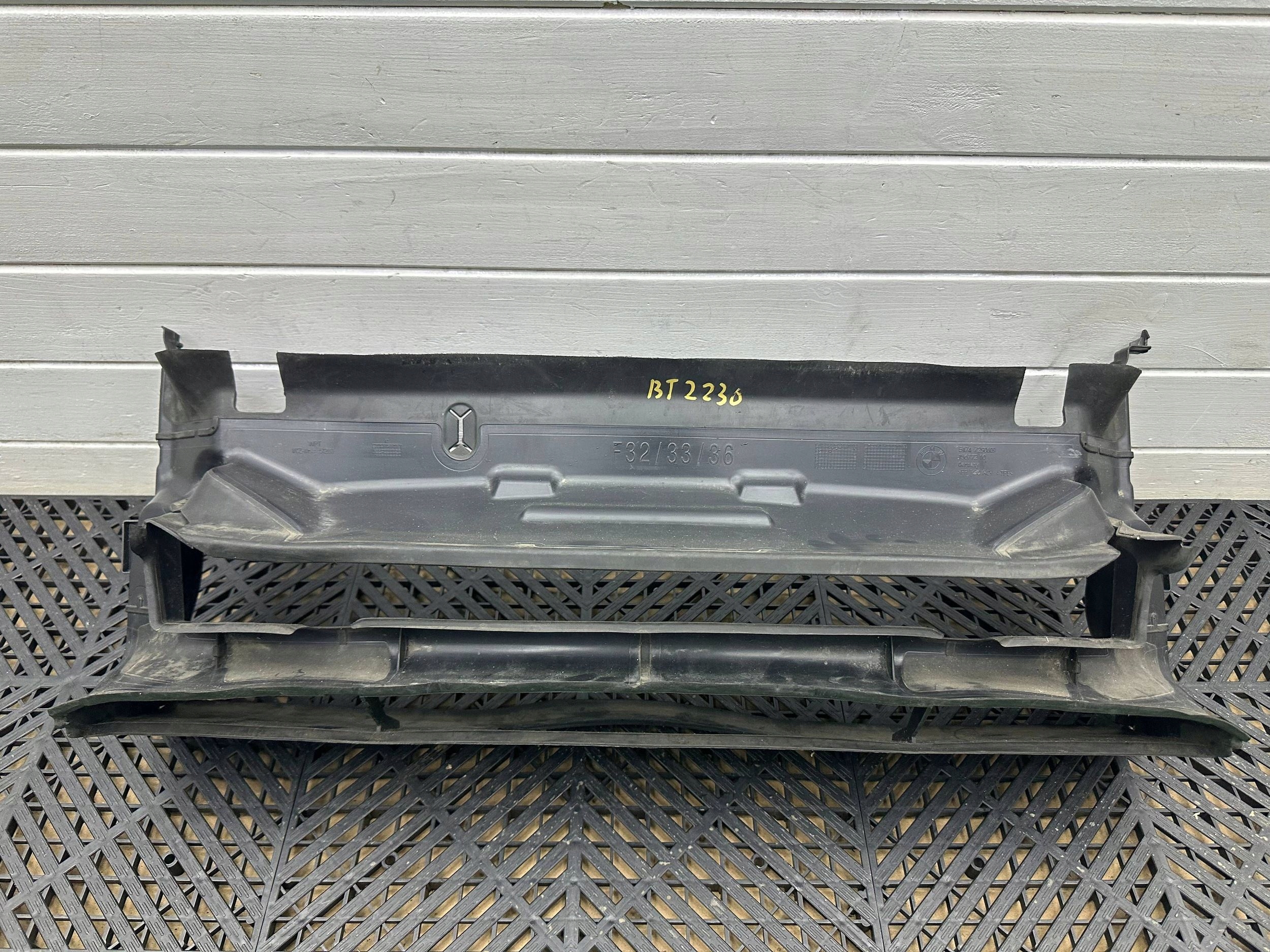 drain air front BMW 4 F32 F33 7290609