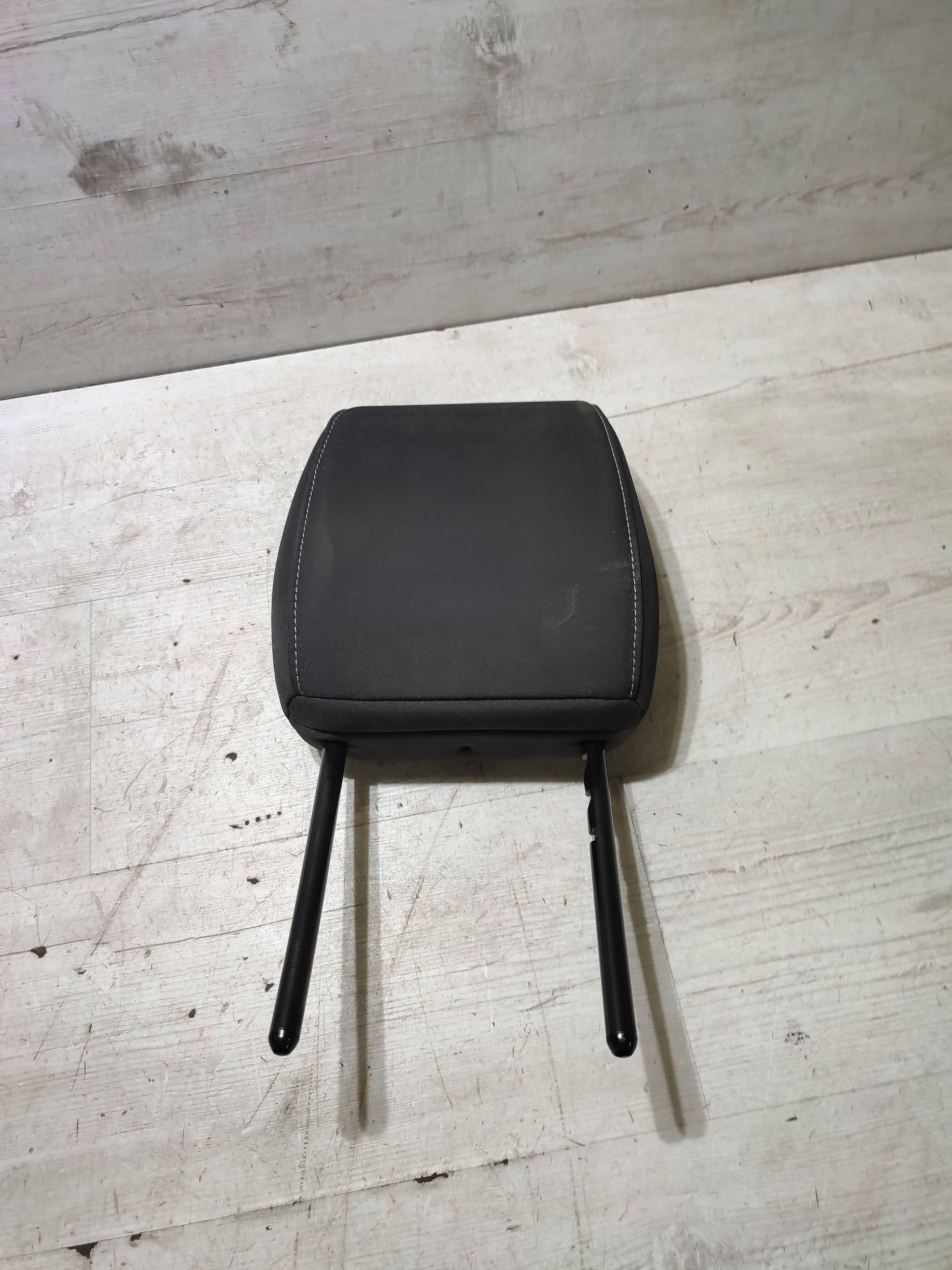 Opel Corsa F 2022 front side right rest seat of the front