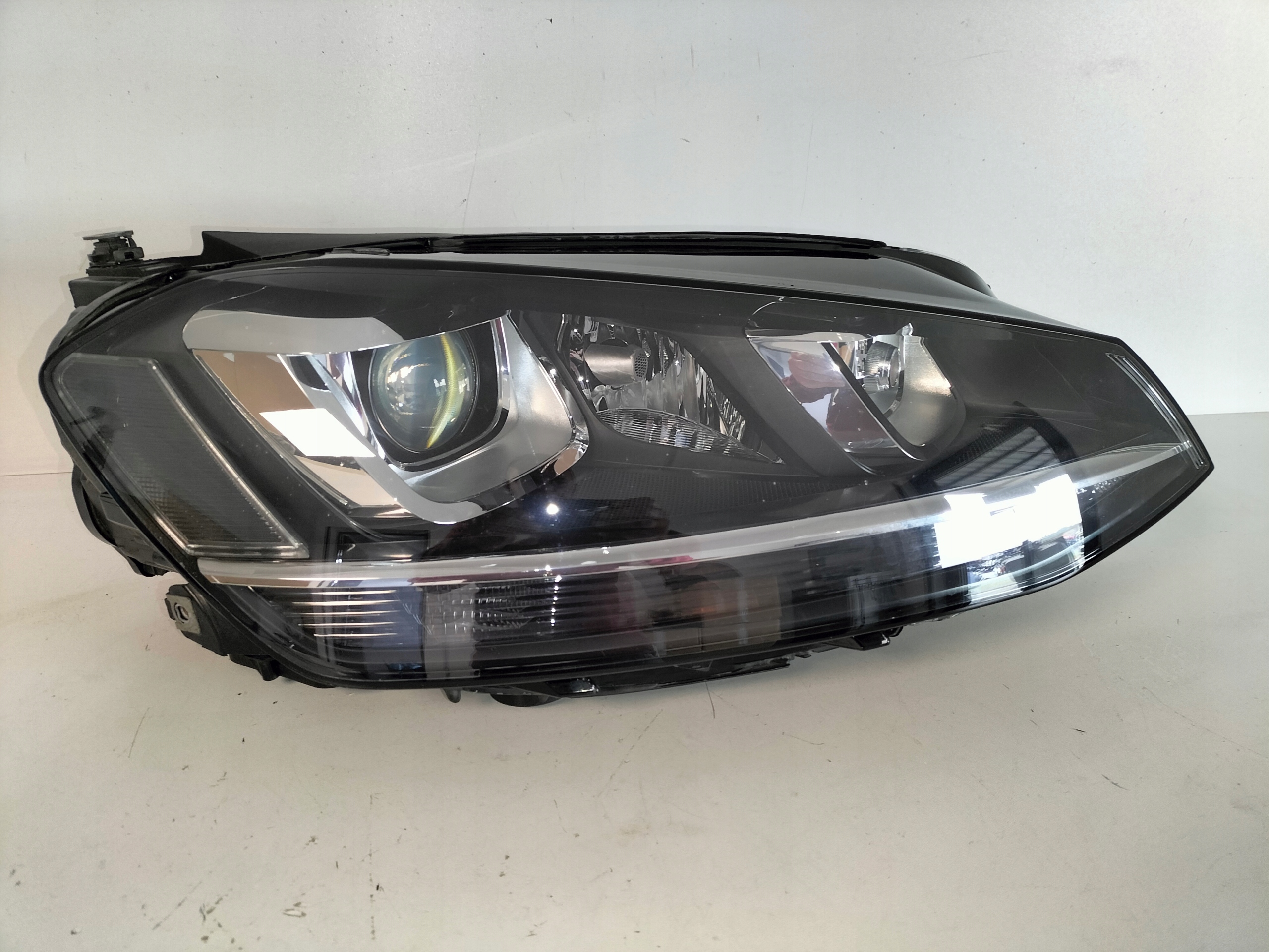 light front reflektor right VW GOLF 7 VII 12-17 XENON