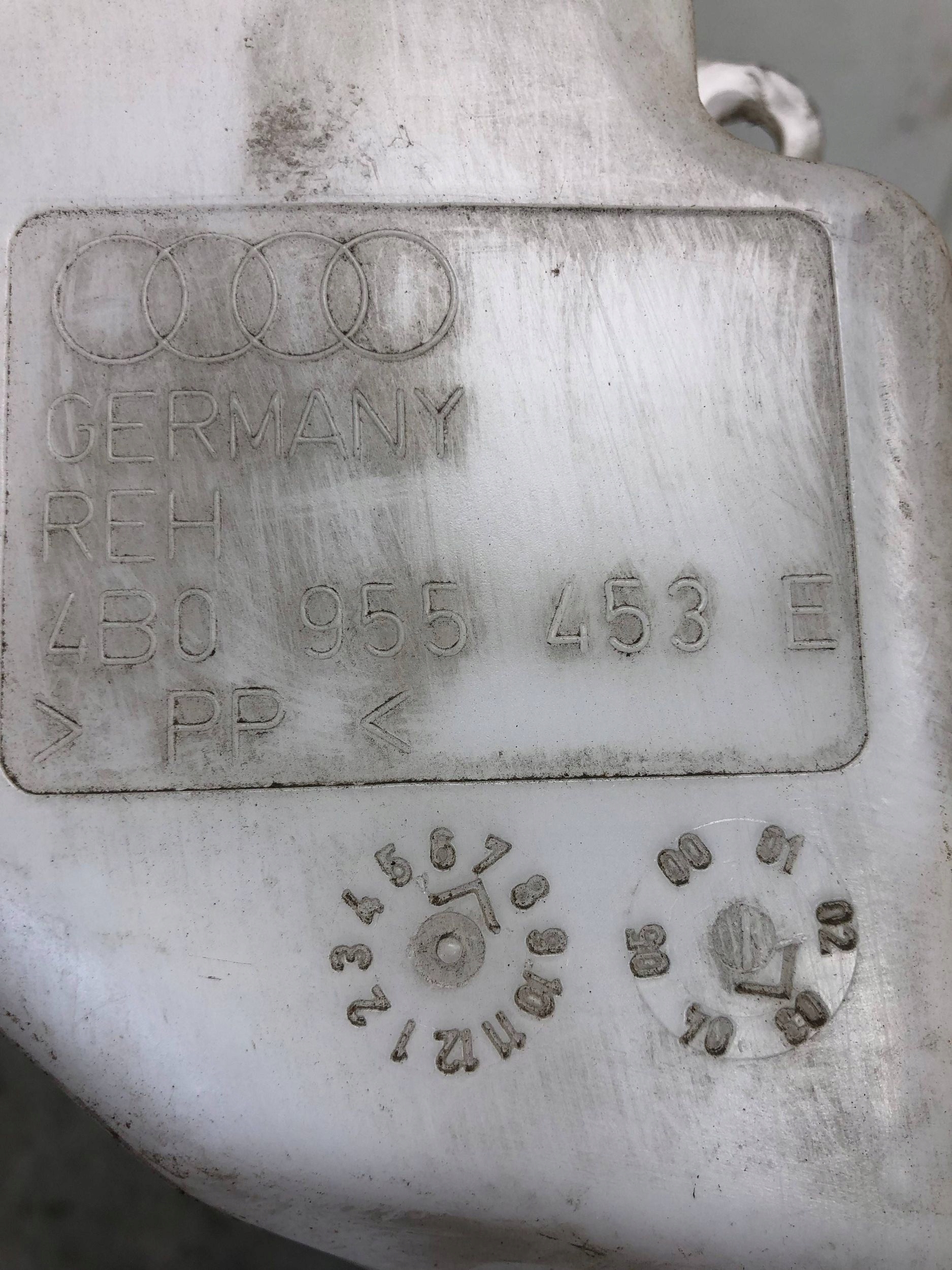 washer fluid tank AUDI A6 C5 4B0955453E