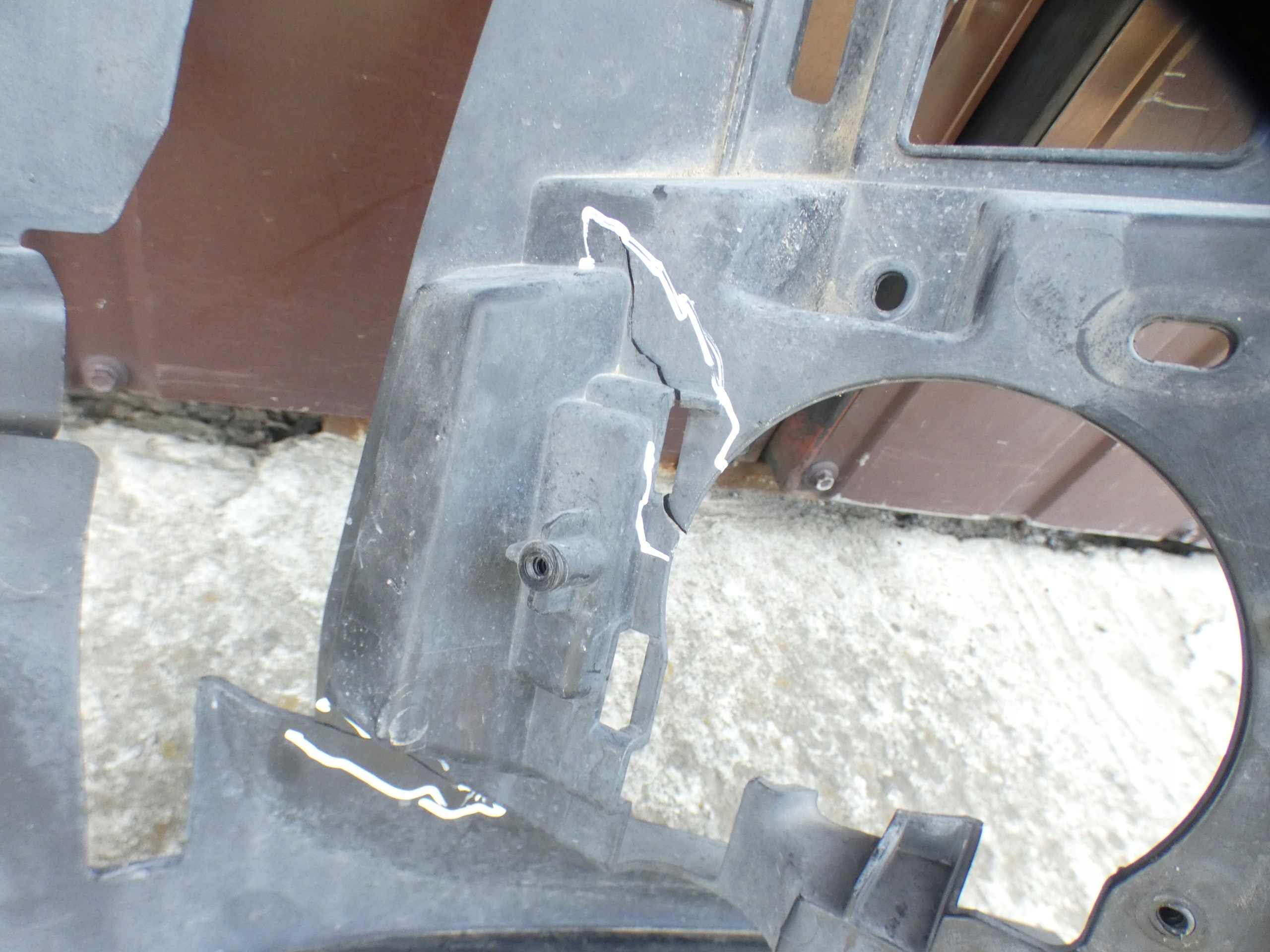 CITROEN DS7 left right bumper bracket of the front front holder