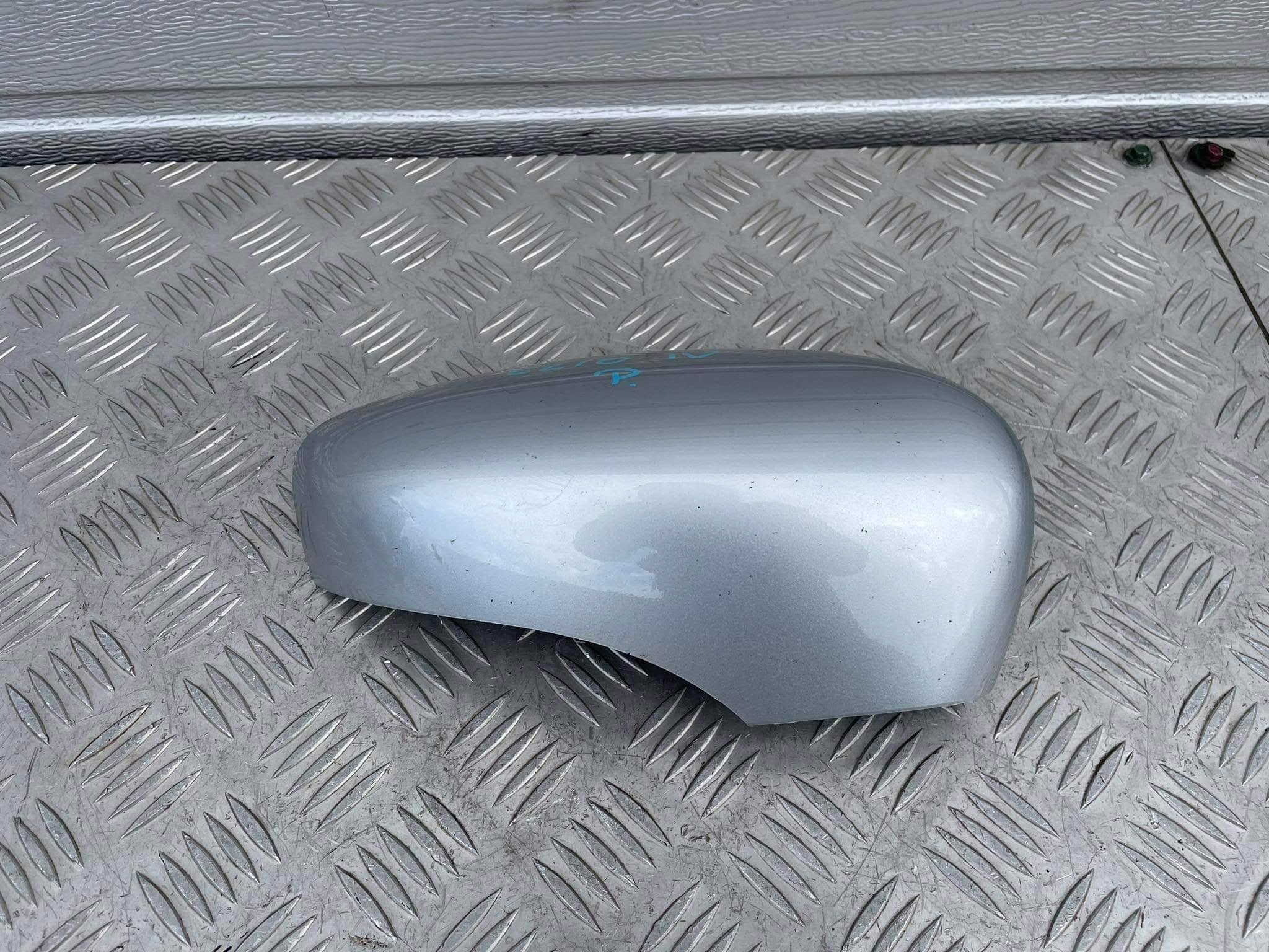 963746714R REG3 - RENAULT CLIO IV НАКЛАДКА ПРАВОГО ЗЕРКАЛА