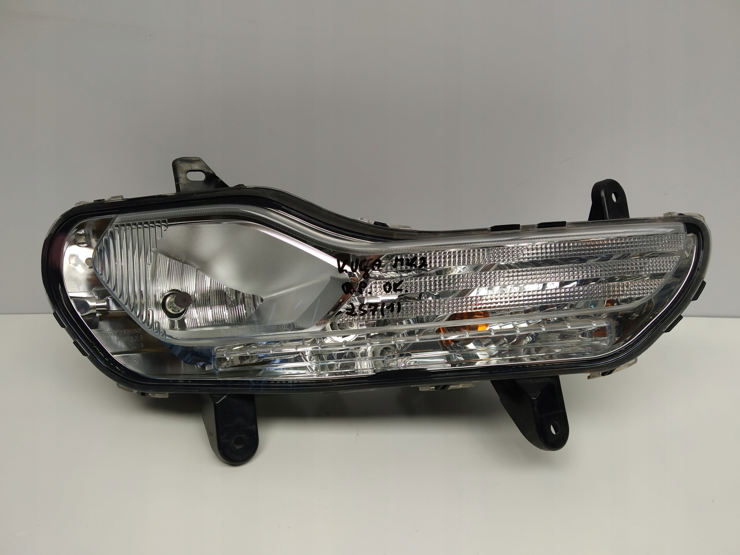 12+ Ford Kuga II Mk2 fog light indicator indicator right front light