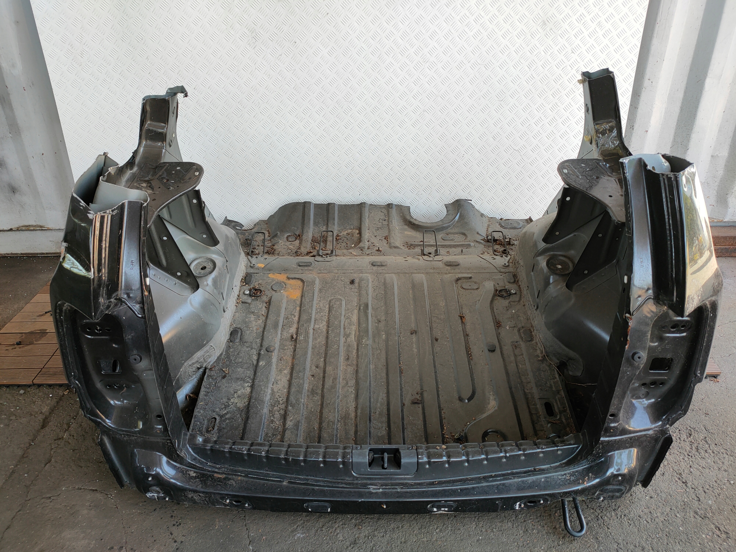 DACIA DUSTER and 10-18 rear panel sump floor fender right left rear part OE
