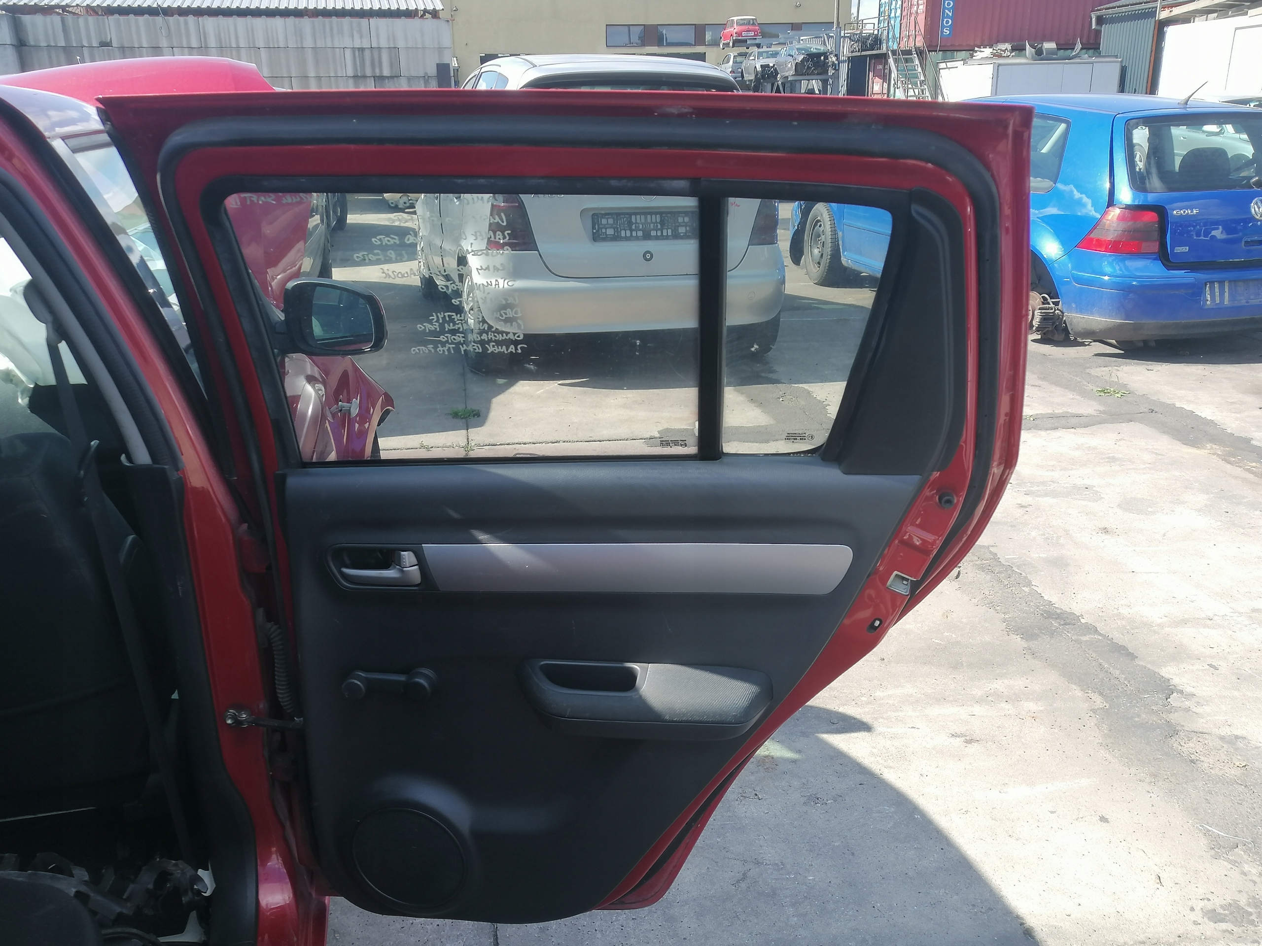 Suzuki Swift lV Tür rechts heck hinten
