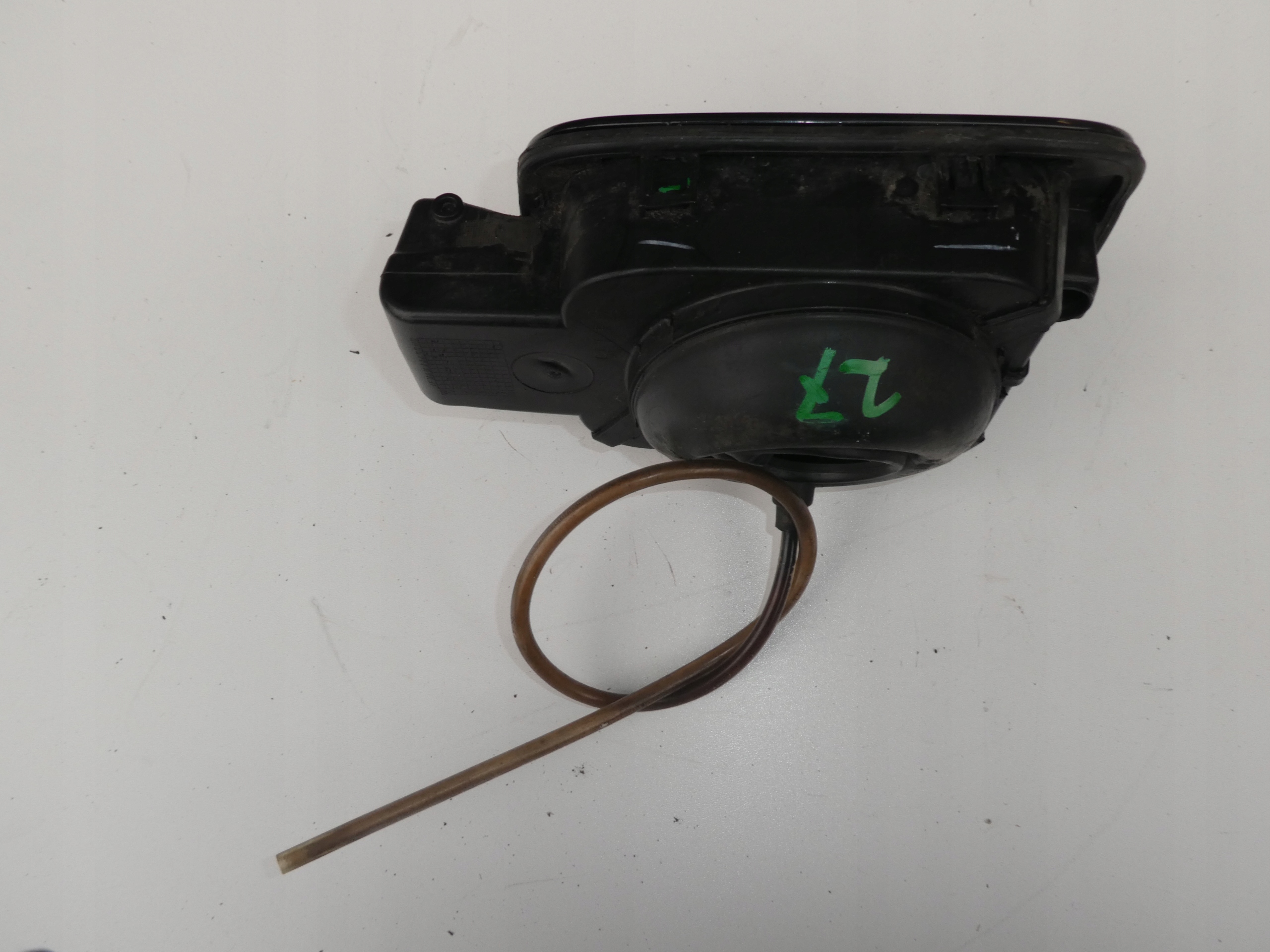 VOLET TRAPPE CARBURANT CARBURANT 5C6809999 VW JETTA