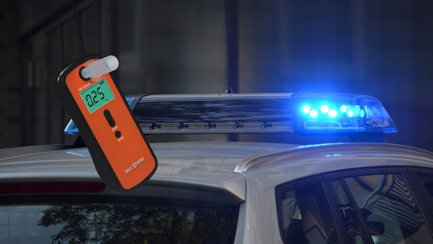 Alkomat AlcoFind DA-8100L + Kalibracje+ Gratis EAN (GTIN) 5906714485773