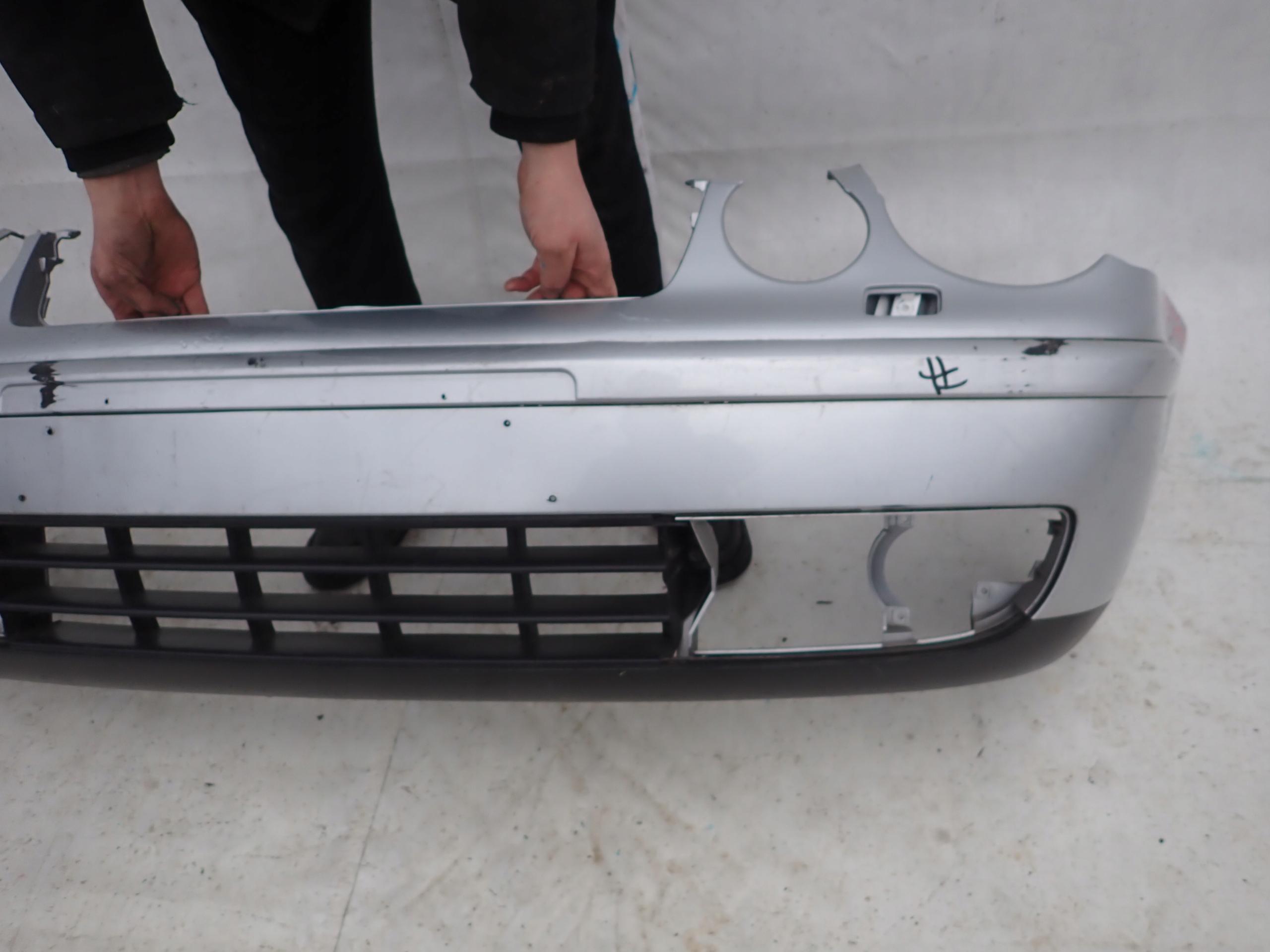 VW POLO IV 4 OKULAR 01-05 bumper front front